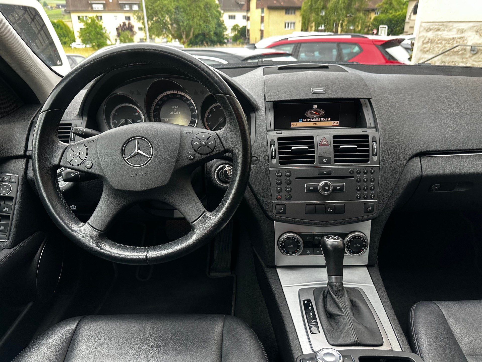 MERCEDES-BENZ C 300 T Avantgarde 7G-Tronic-image-7