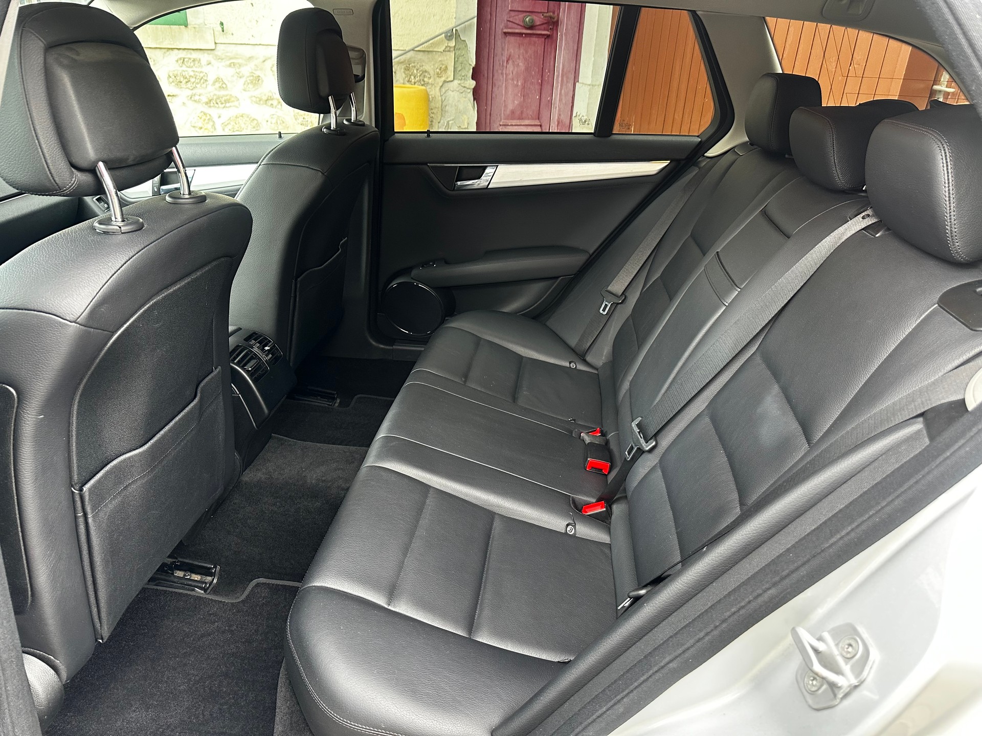 MERCEDES-BENZ C 300 T Avantgarde 7G-Tronic-image-6