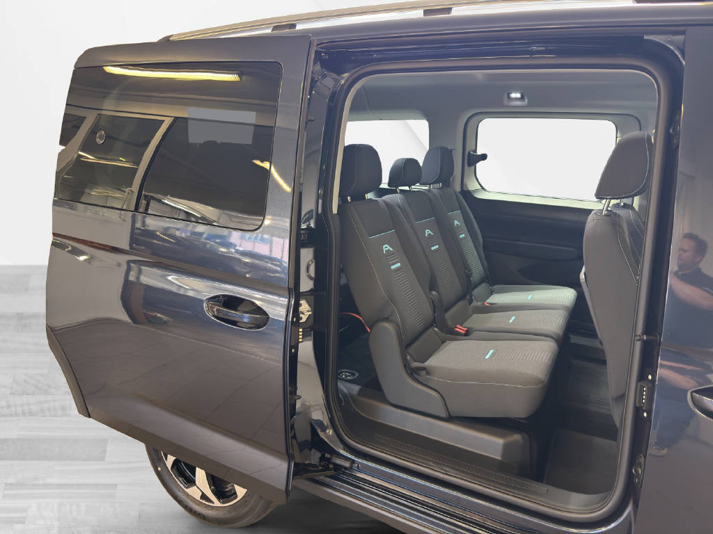 FORD TOURNEO CONNECT Grand 1.5 EcoBoost 150 Active PHEV-image-7