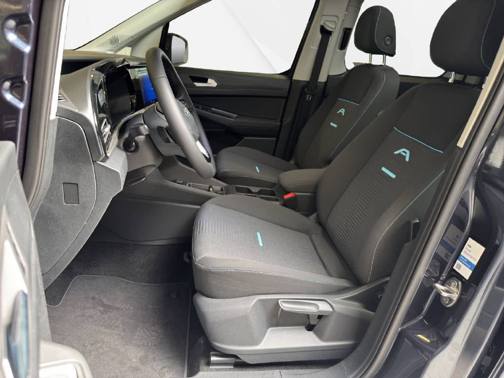FORD TOURNEO CONNECT Grand 1.5 EcoBoost 150 Active PHEV-image-4