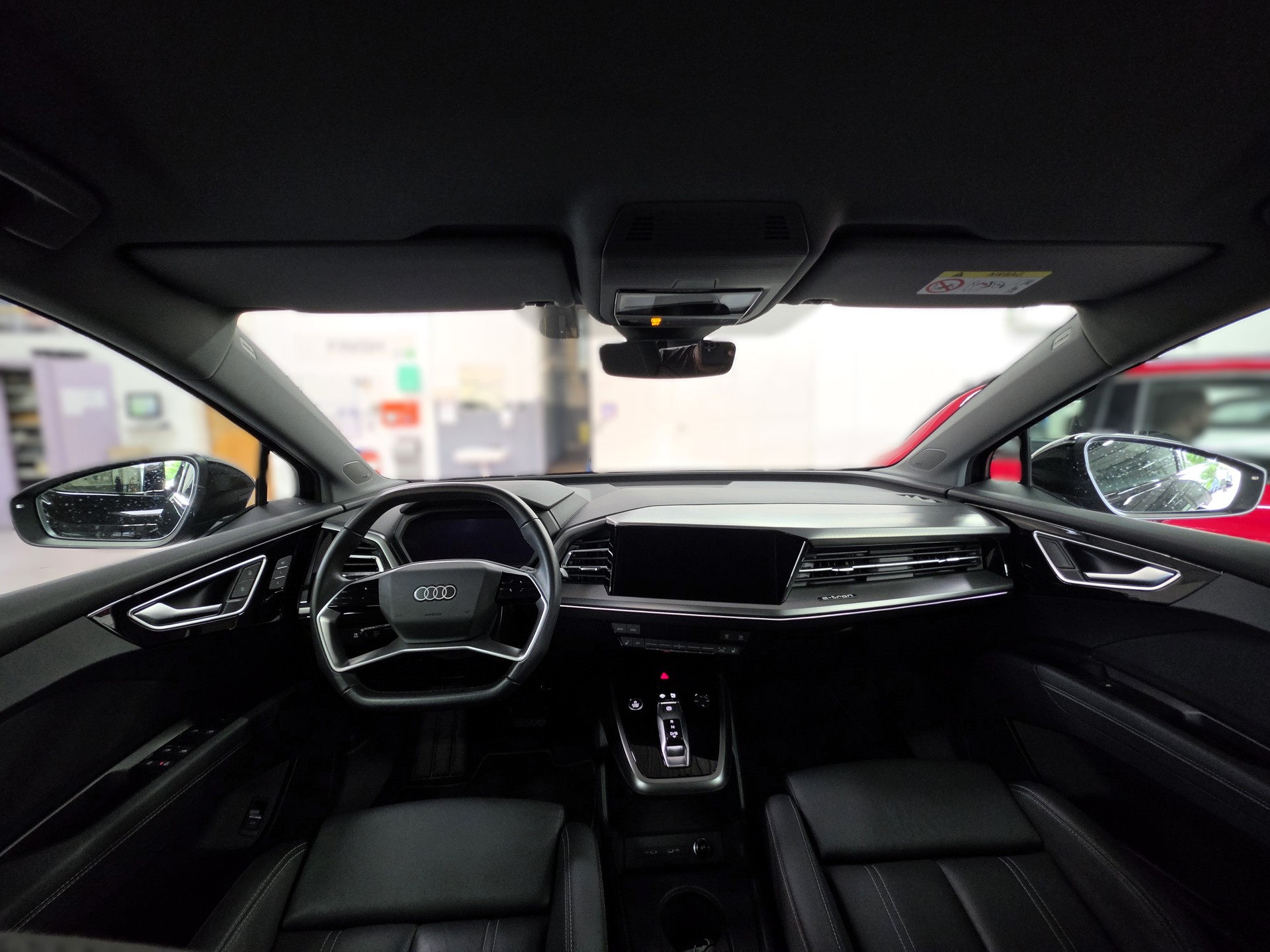 AUDI Q4 Sportback e-tron 50 quattro-image-10