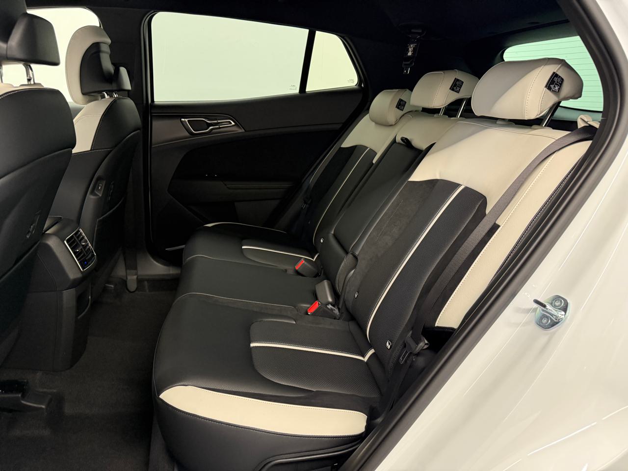 KIA Sportage 1.6T-GDi GT-Line 4x4 7DCT-image-14