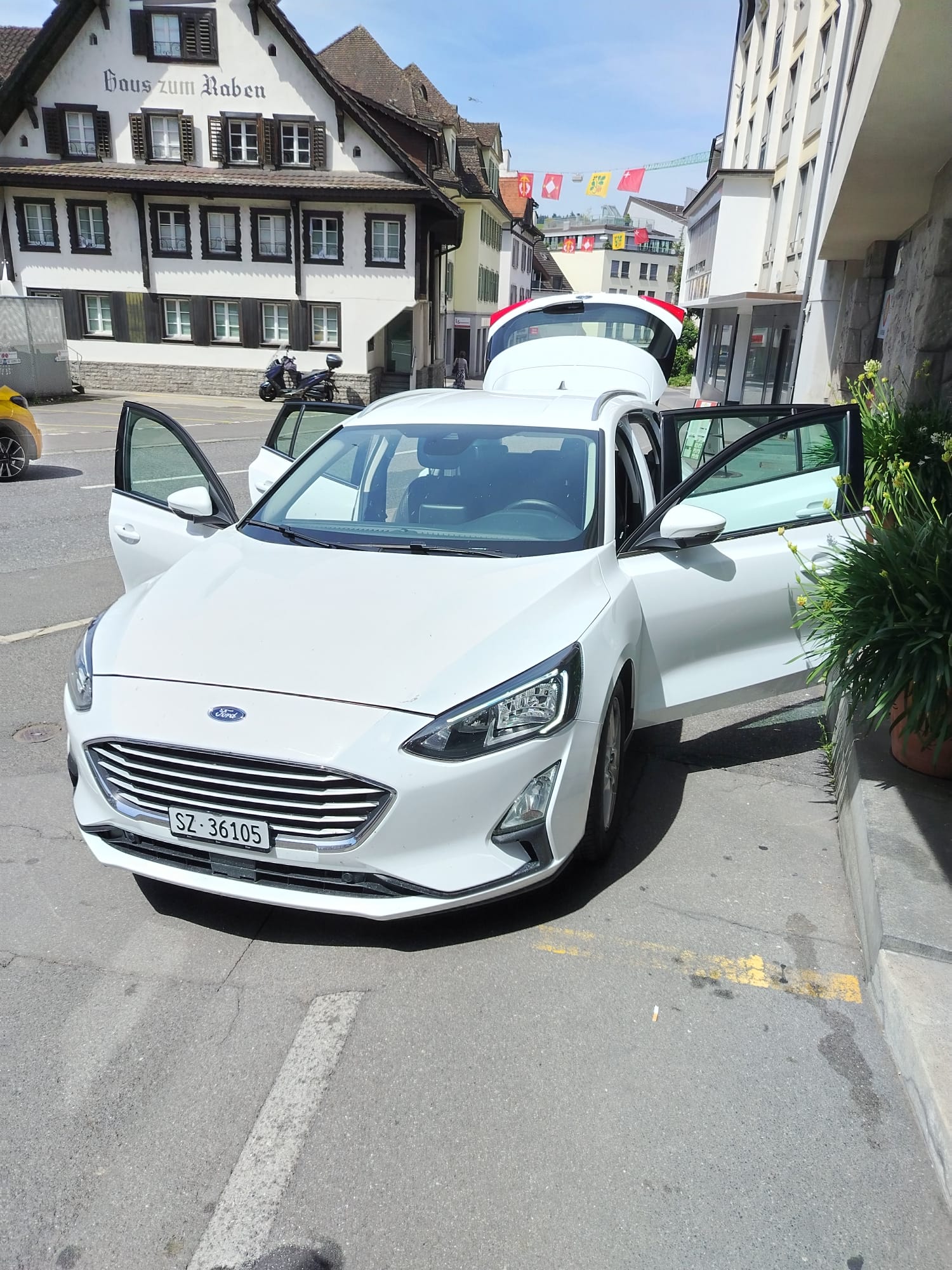 FORD 1.5 EcoBlue 120 Titanium-image-2