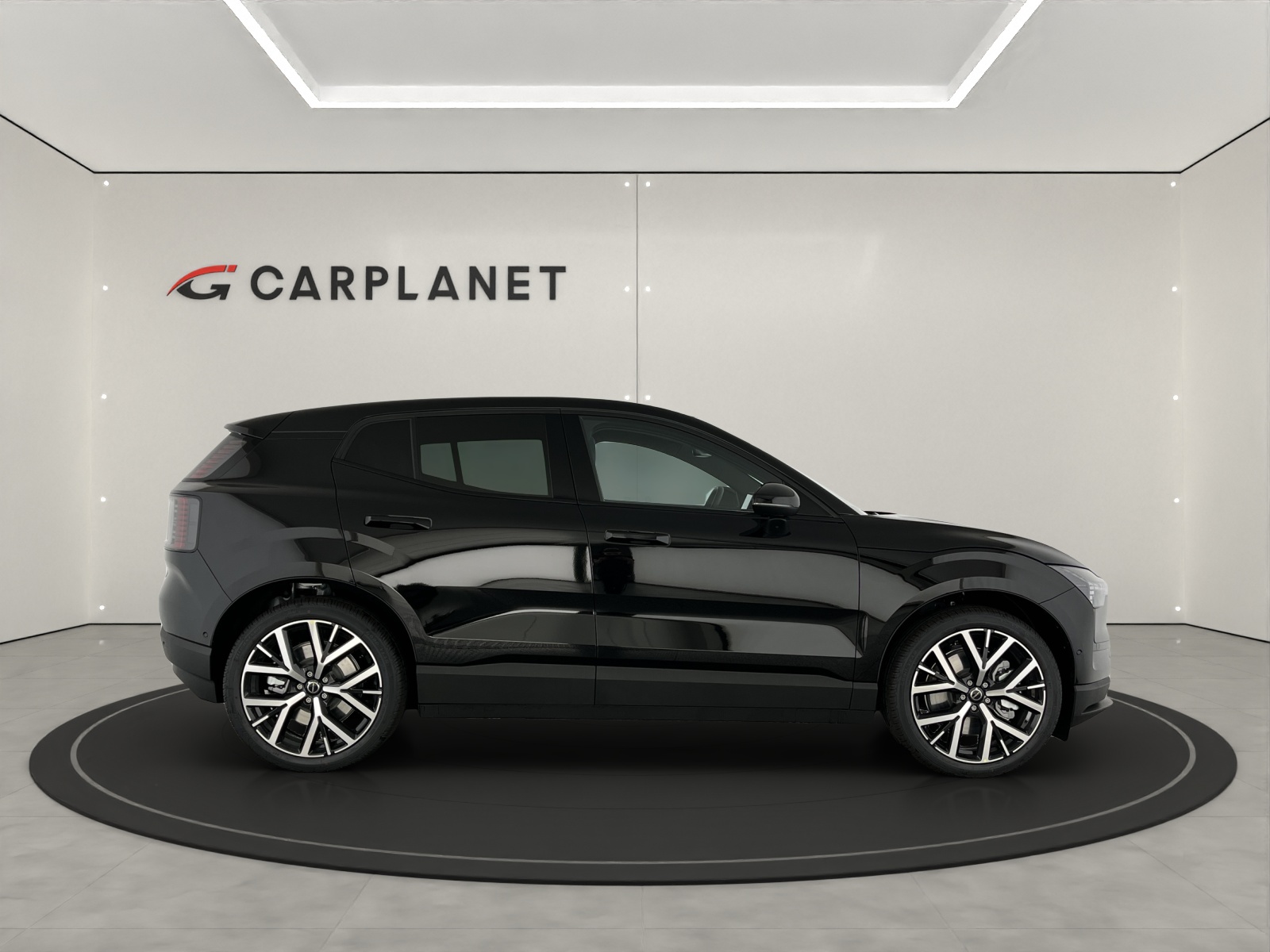 VOLVO EX30 E60 Twin Ultra Performance Sw. Black Ed. AWD-image-4