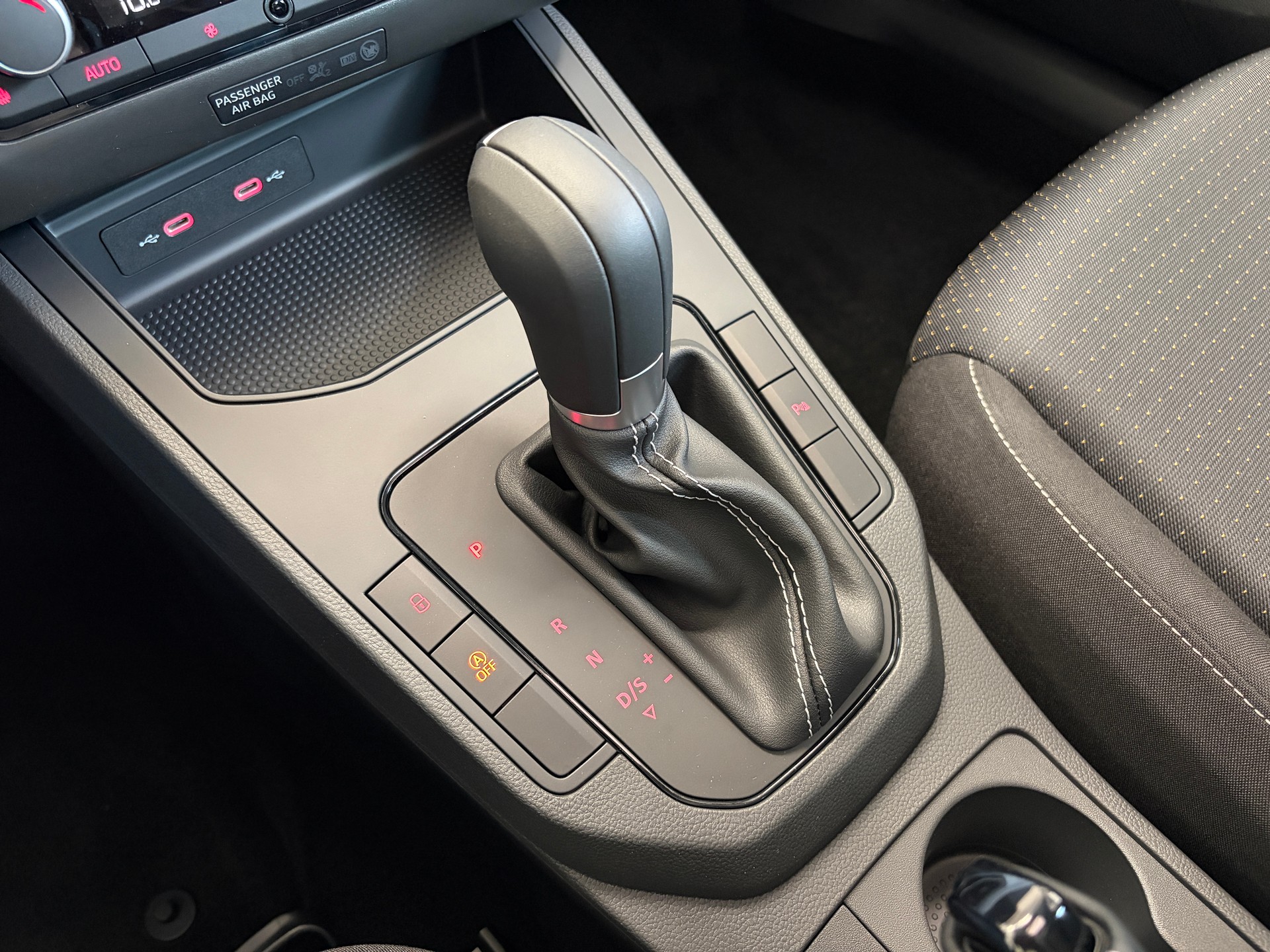 SEAT Ibiza 1.0 TSI DSG "Style" - PANORAMADACH-image-12