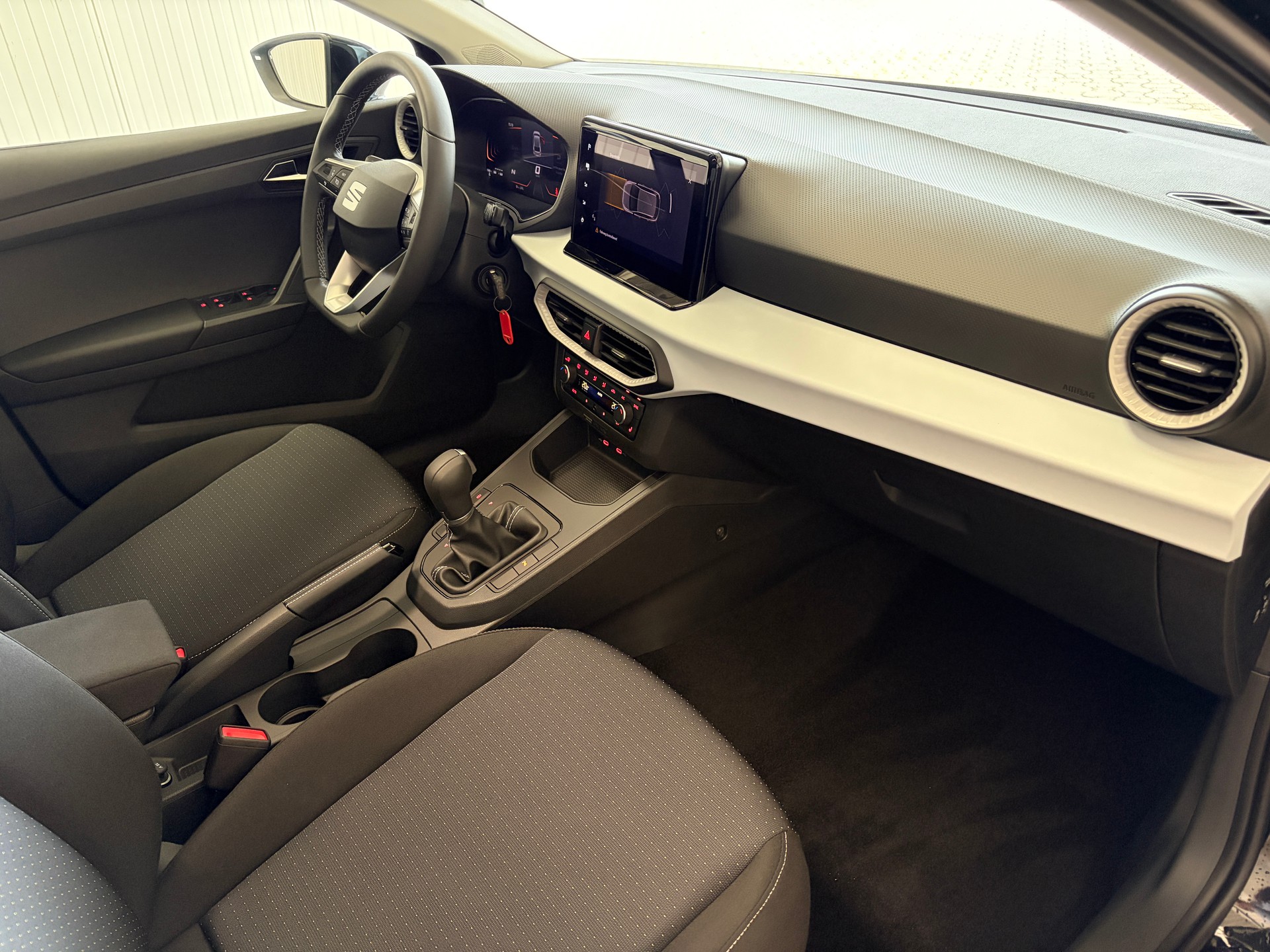 SEAT Ibiza 1.0 TSI DSG "Style" - PANORAMADACH-image-3