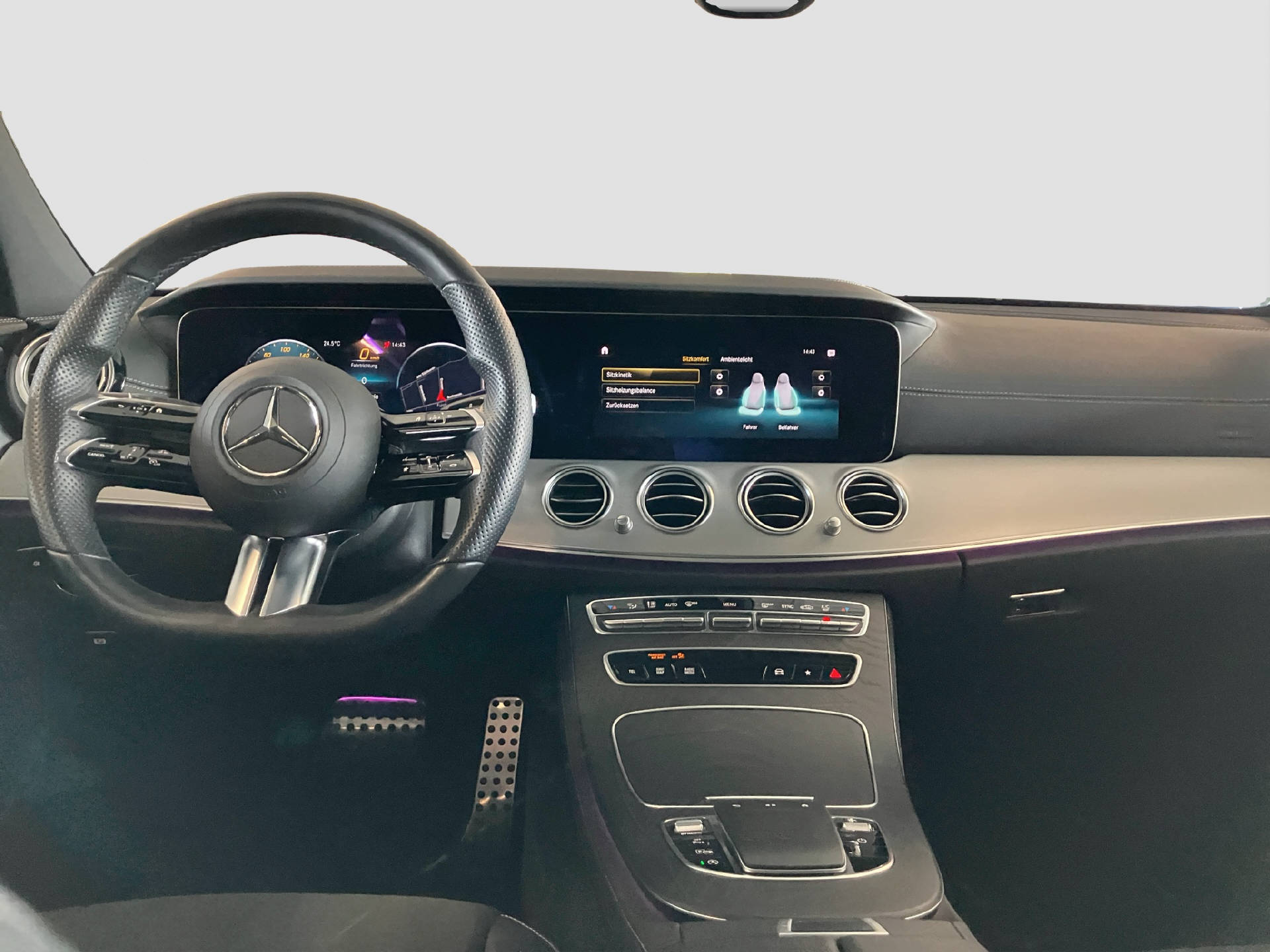 MERCEDES-BENZ E 220 d Swiss Star AMG Line-image-8