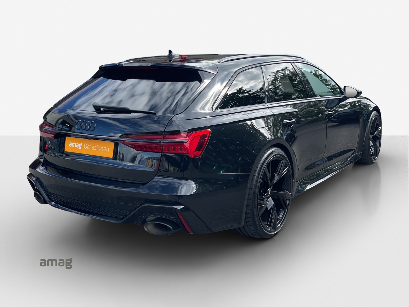 AUDI RS6 Avant 4.0 TFSI V8 quattro-image-4
