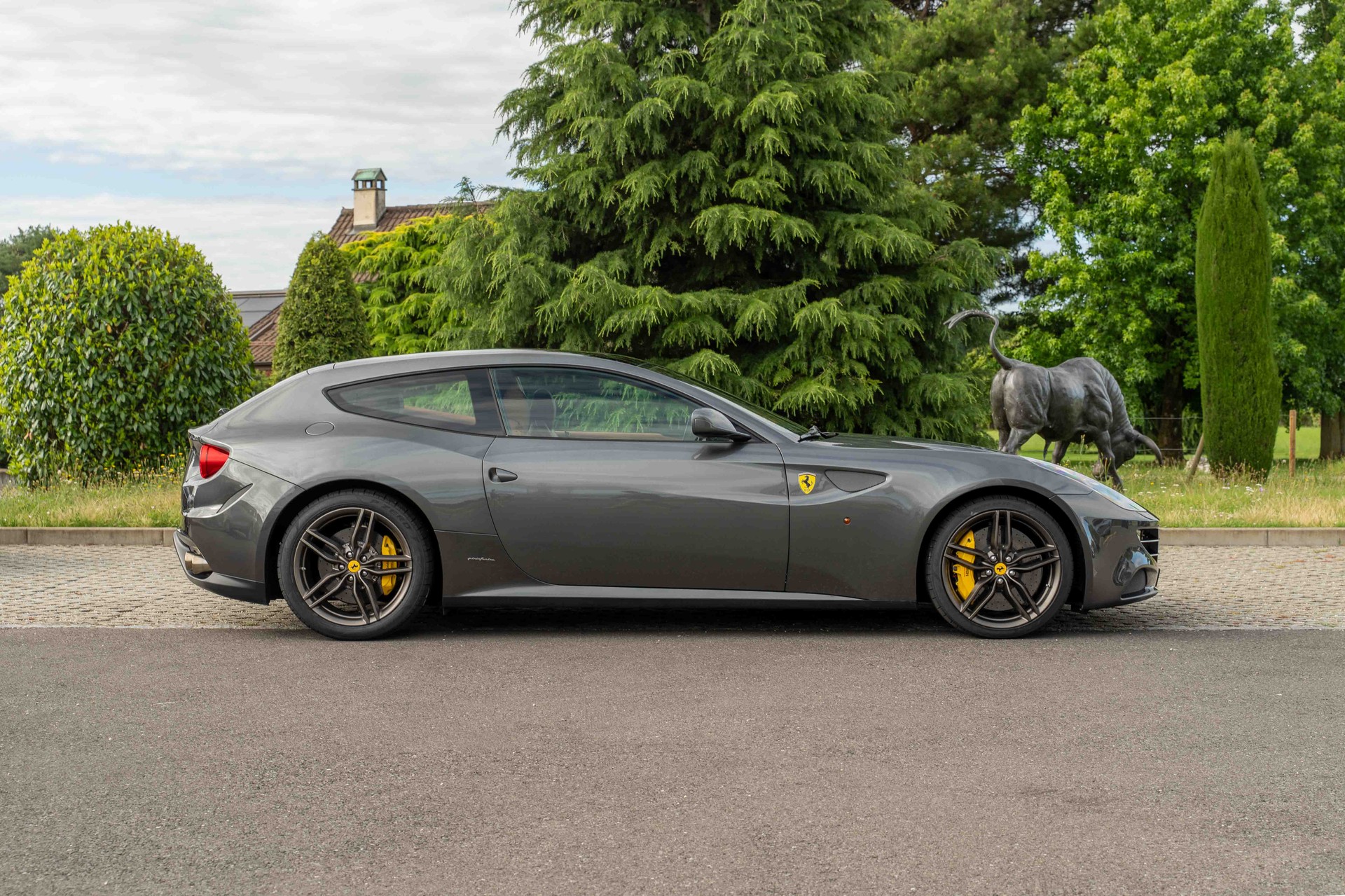 FERRARI FF-image-3