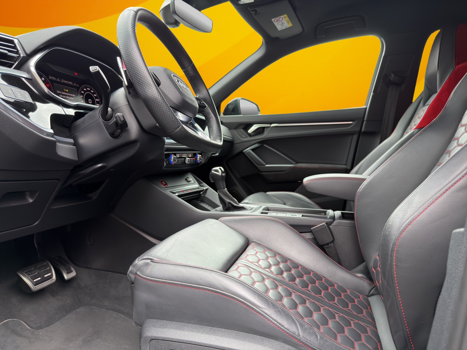 AUDI RS Q3 Sportback quattro S tronic-image-8