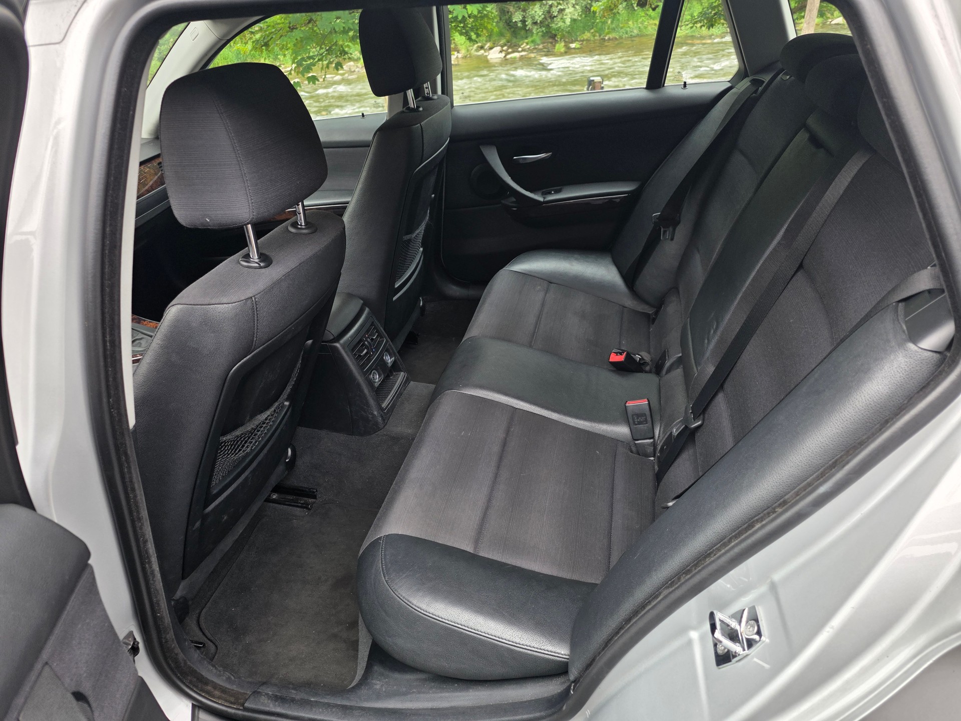 BMW 325i Touring Steptronic-image-8