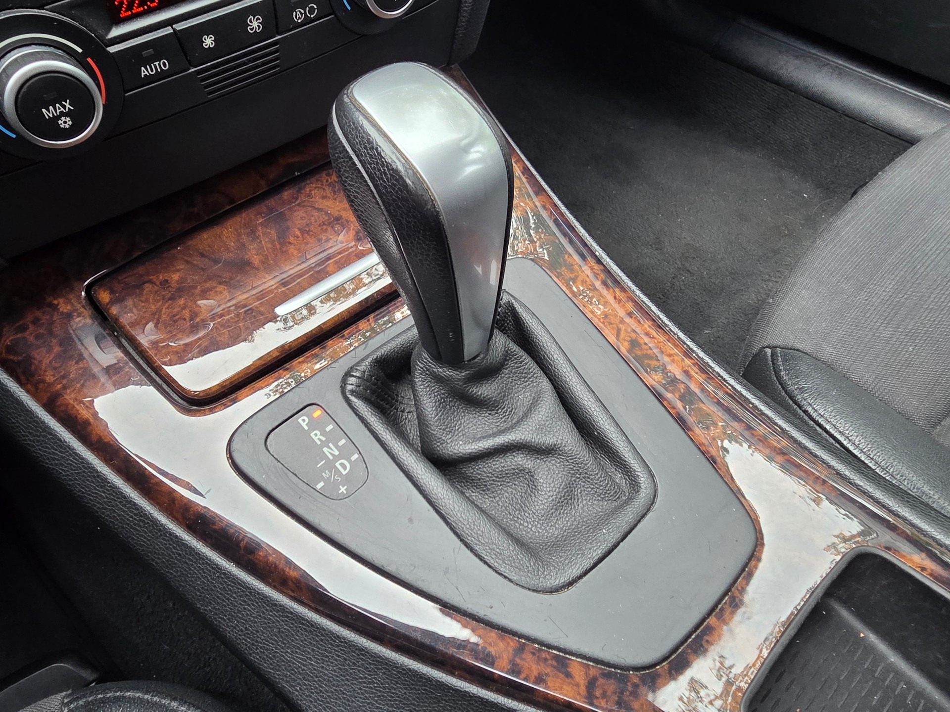 BMW 325i Touring Steptronic-image-9