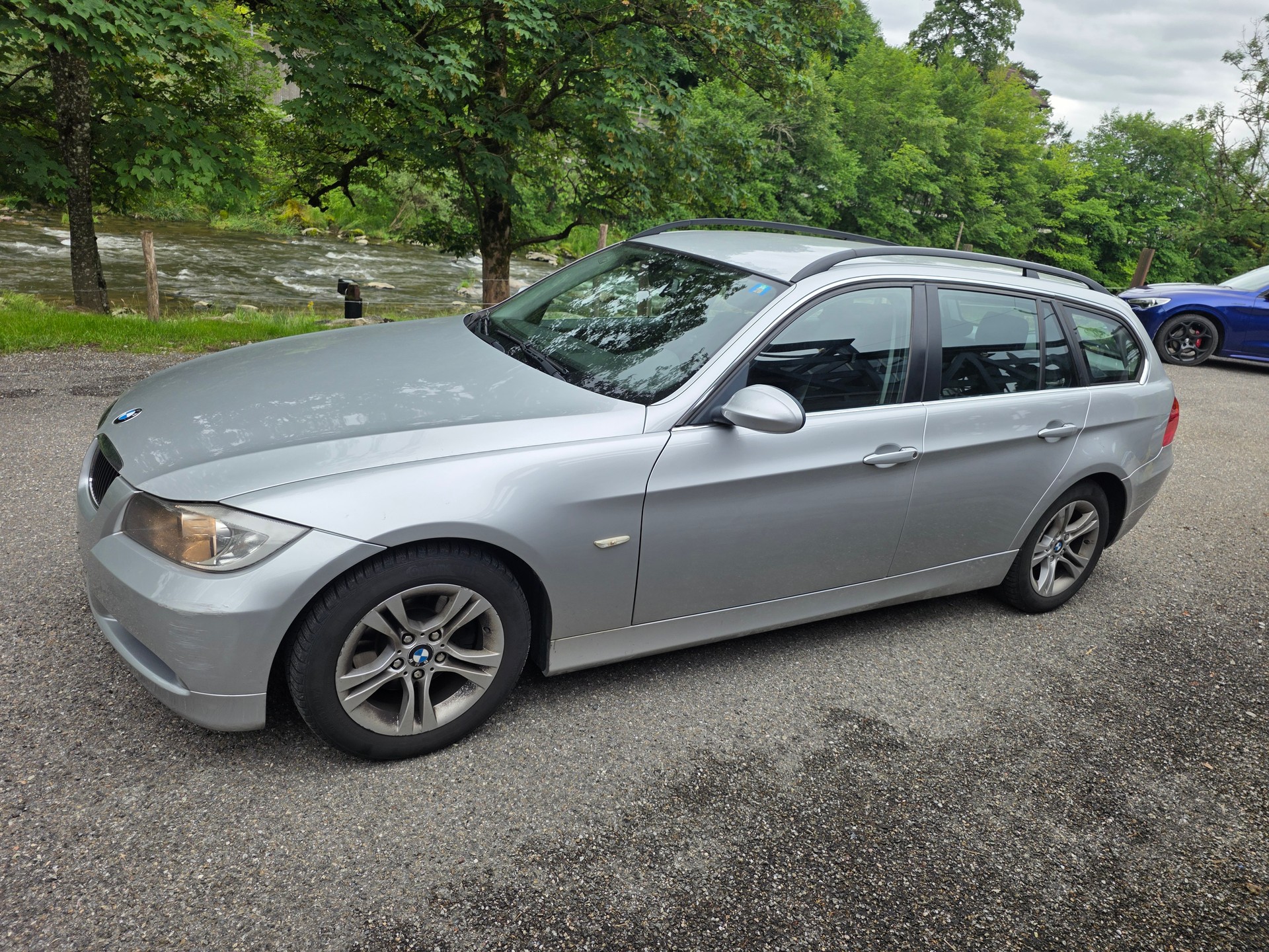 BMW 325i Touring Steptronic-image-2