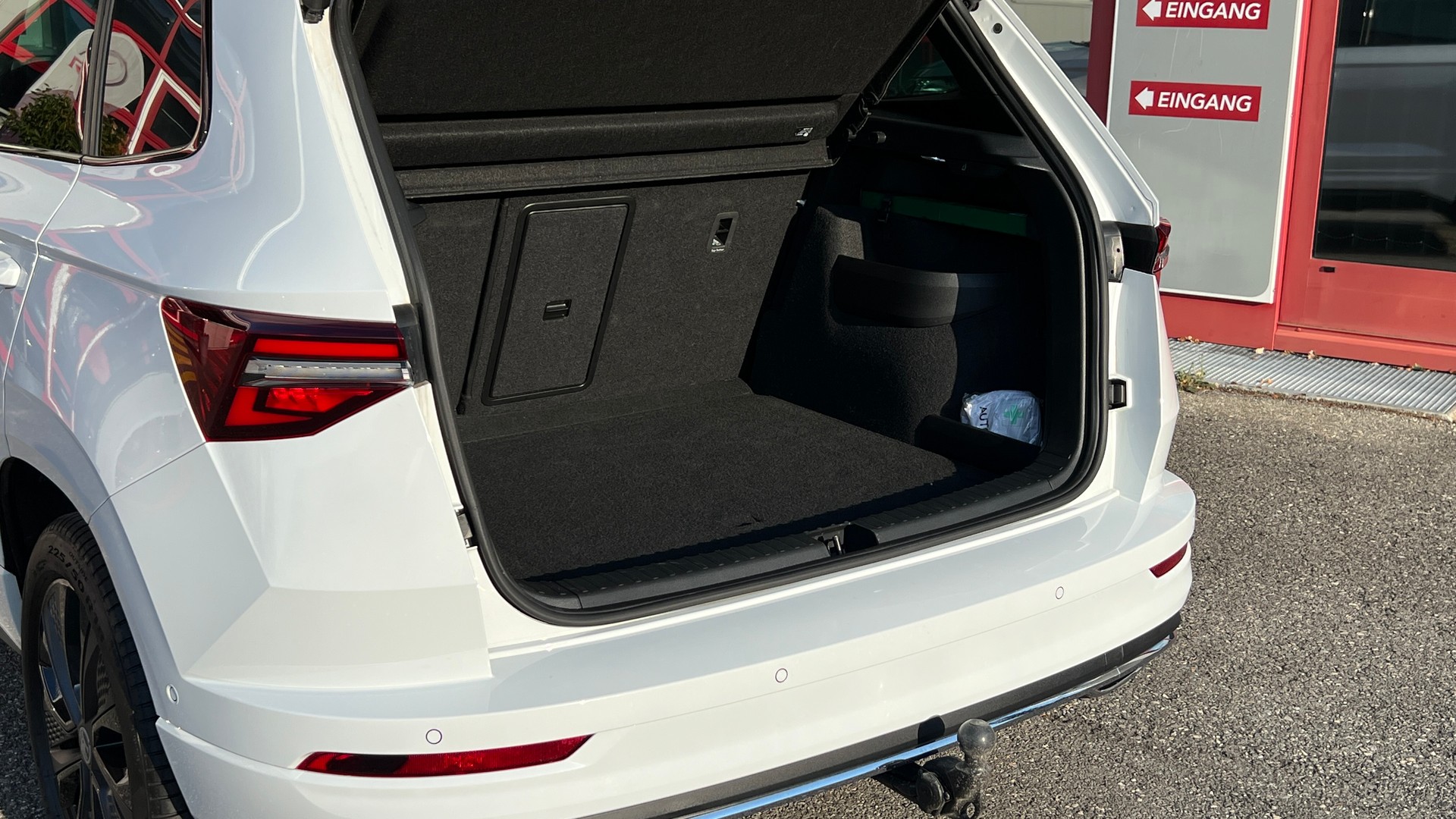 SKODA Karoq 2.0 TSI SportLine 4x4 DSG-image-5