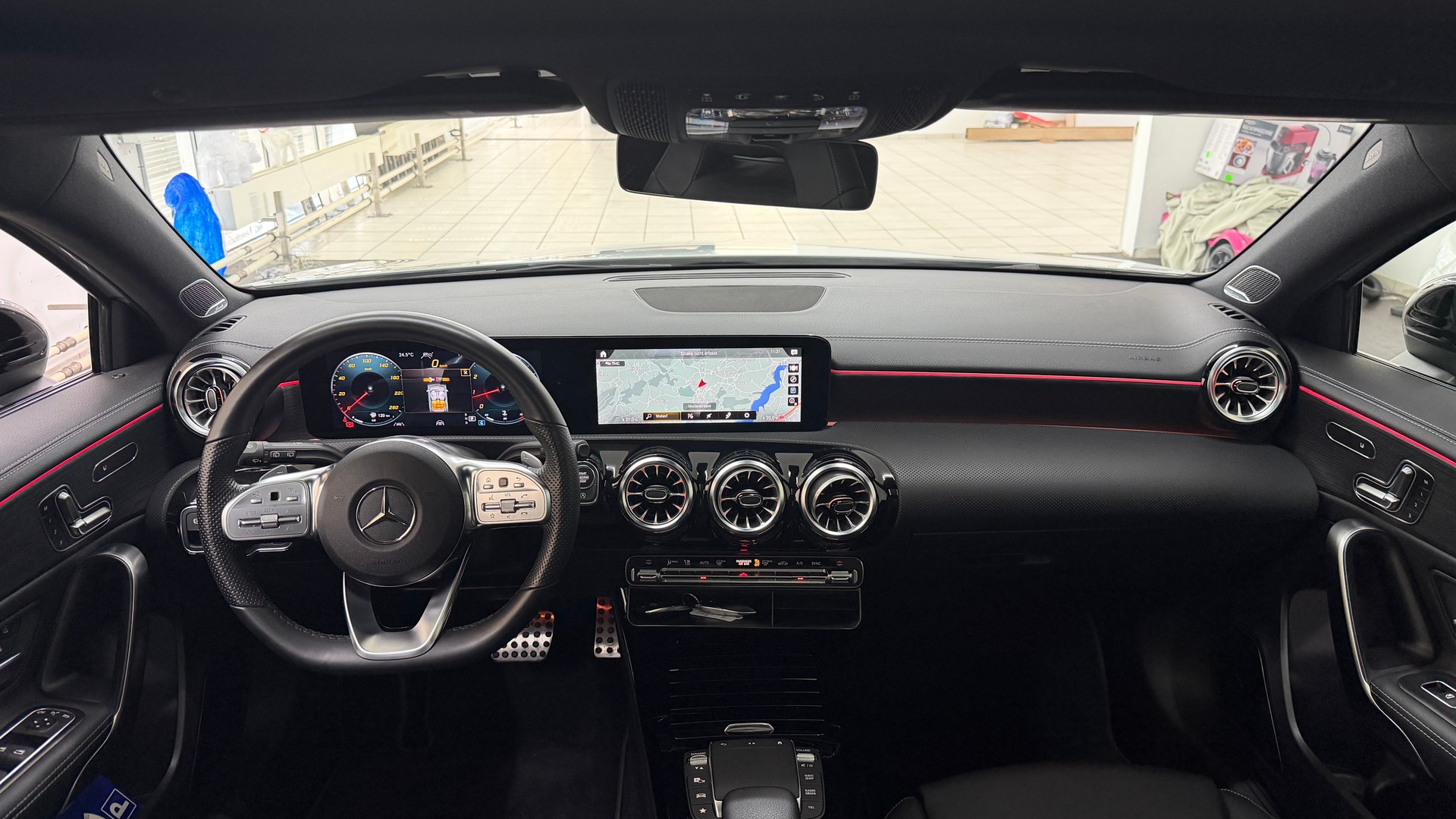 MERCEDES-BENZ A 250 4Matic AMG Line 4Matic 7G-DCT-image-7