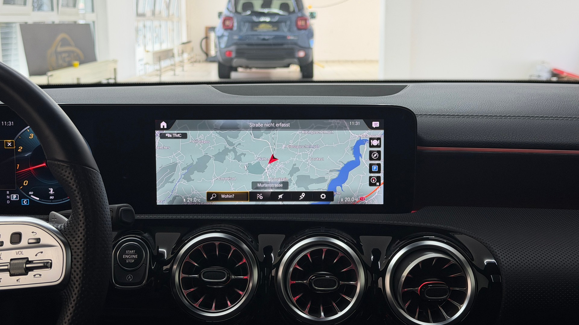 MERCEDES-BENZ A 250 4Matic AMG Line 4Matic 7G-DCT-image-9