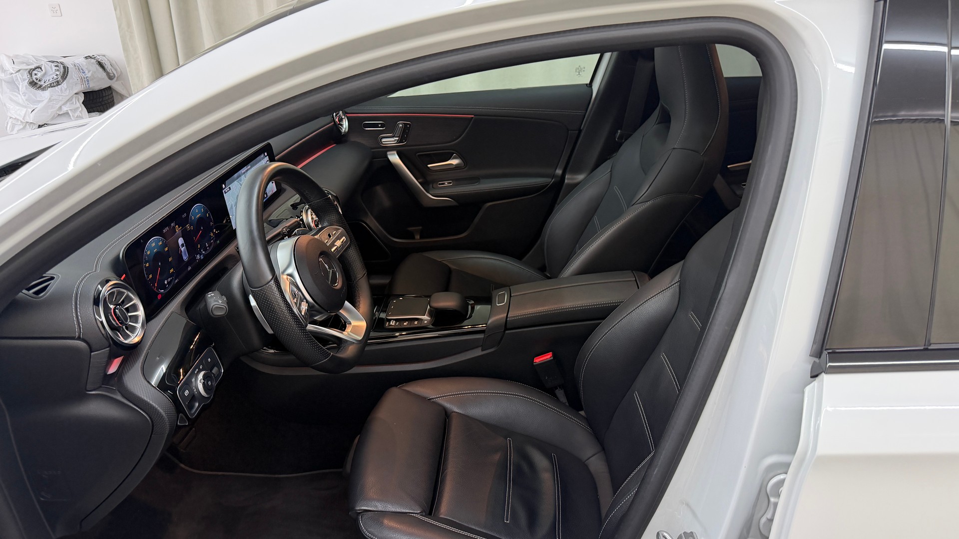MERCEDES-BENZ A 250 4Matic AMG Line 4Matic 7G-DCT-image-6