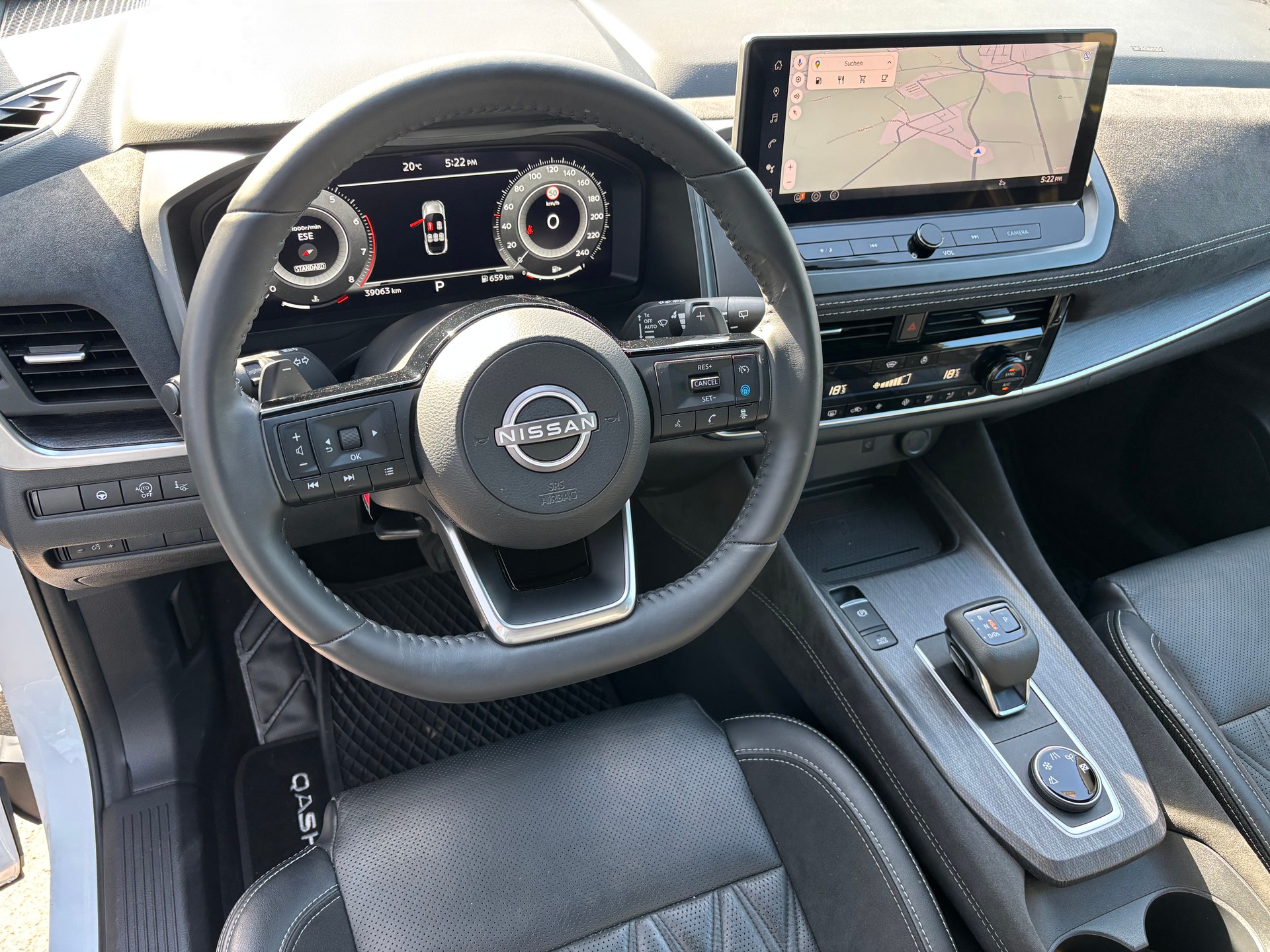 NISSAN Qashqai 1.3 MHEV Tekna+ 4x4-image-11