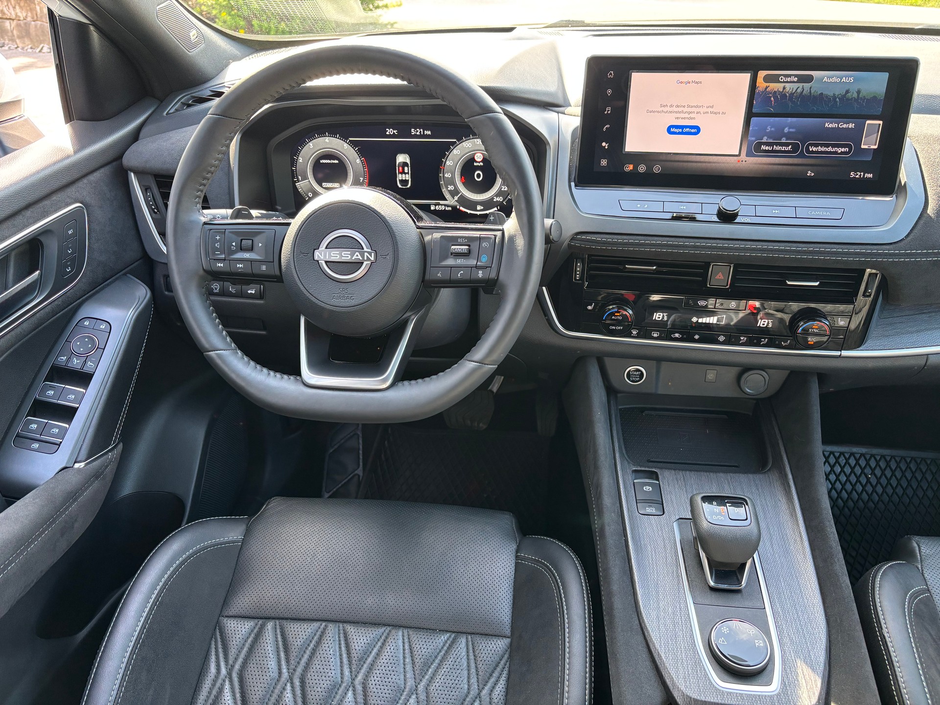NISSAN Qashqai 1.3 MHEV Tekna+ 4x4-image-9