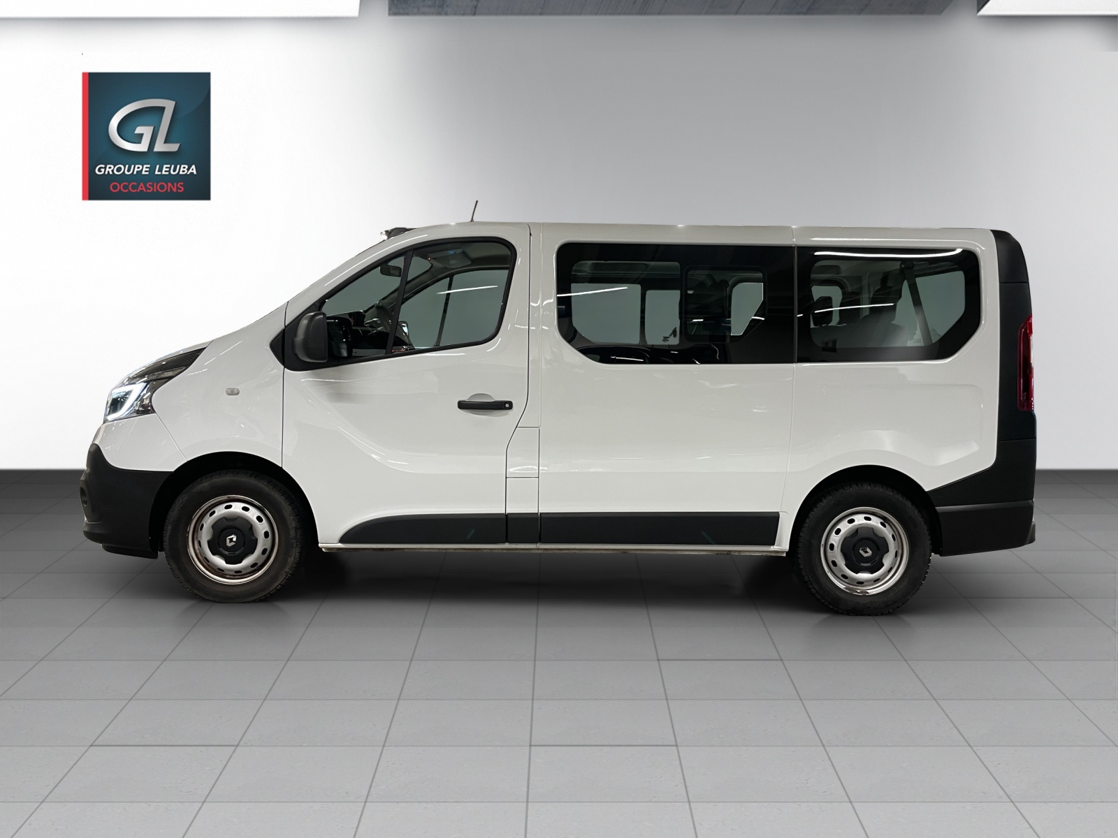 RENAULT Trafic Blue dCi 120 Passenger Zen-image-2