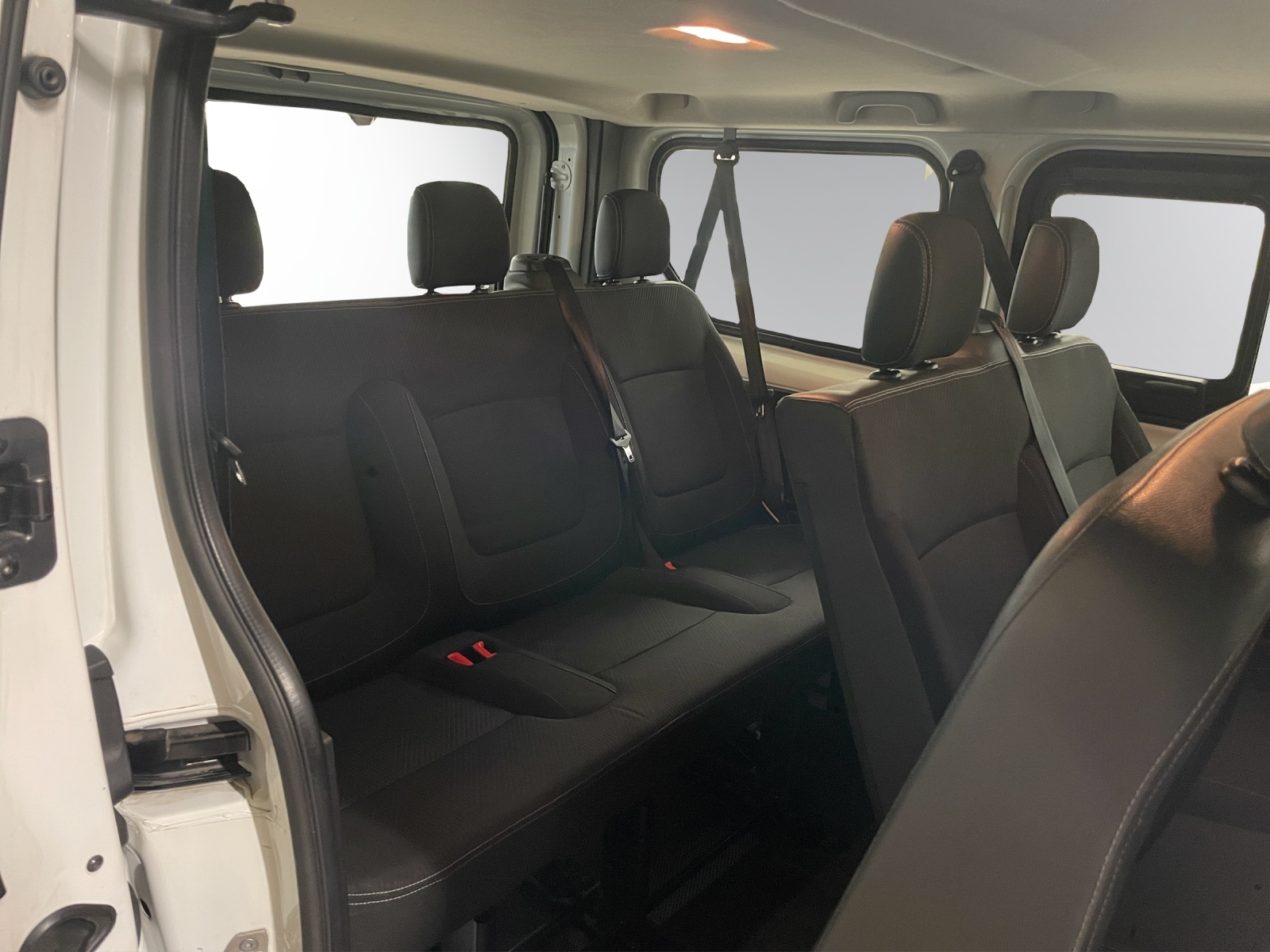 Image RENAULT TRAFIC Trafic Blue dCi 120 Passenger Zen