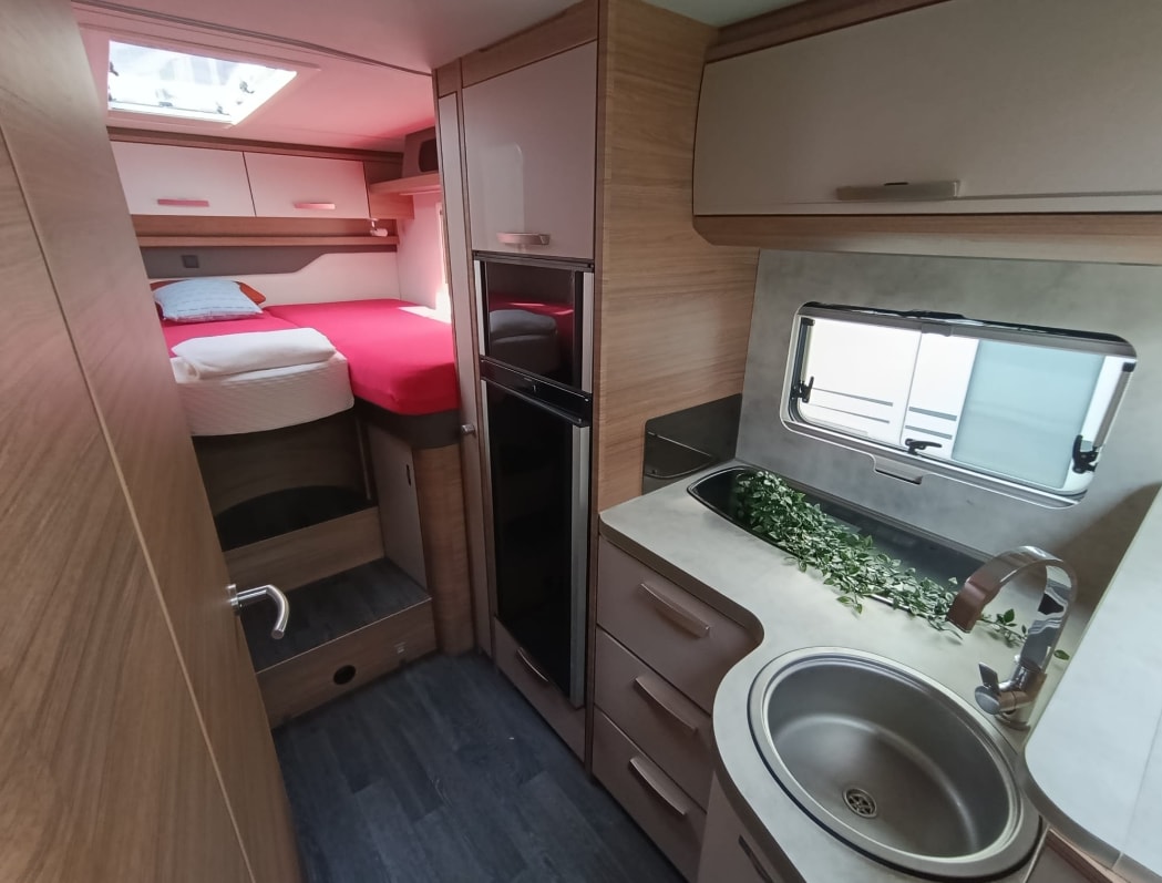 KNAUS Live I 700 MEG ***Das „Echte“ Vollintegrierten-Gefühl zum fairen Preis***Automat 160PS *5 Plätzer * 300Ah Lithium Batterie *-image-25