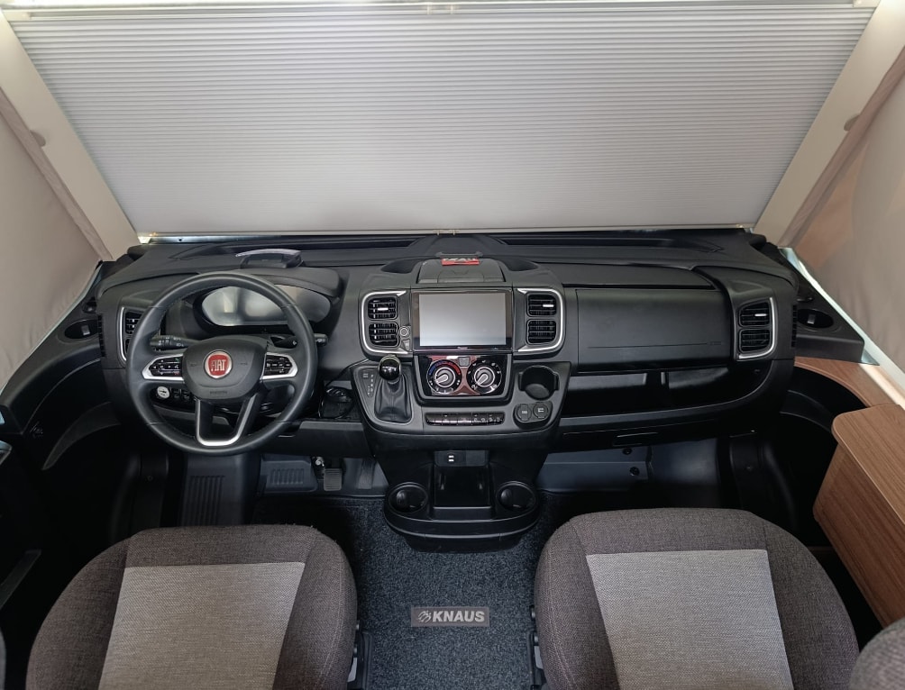 KNAUS Live I 700 MEG ***Das „Echte“ Vollintegrierten-Gefühl zum fairen Preis***Automat 160PS *5 Plätzer * 300Ah Lithium Batterie *-image-12