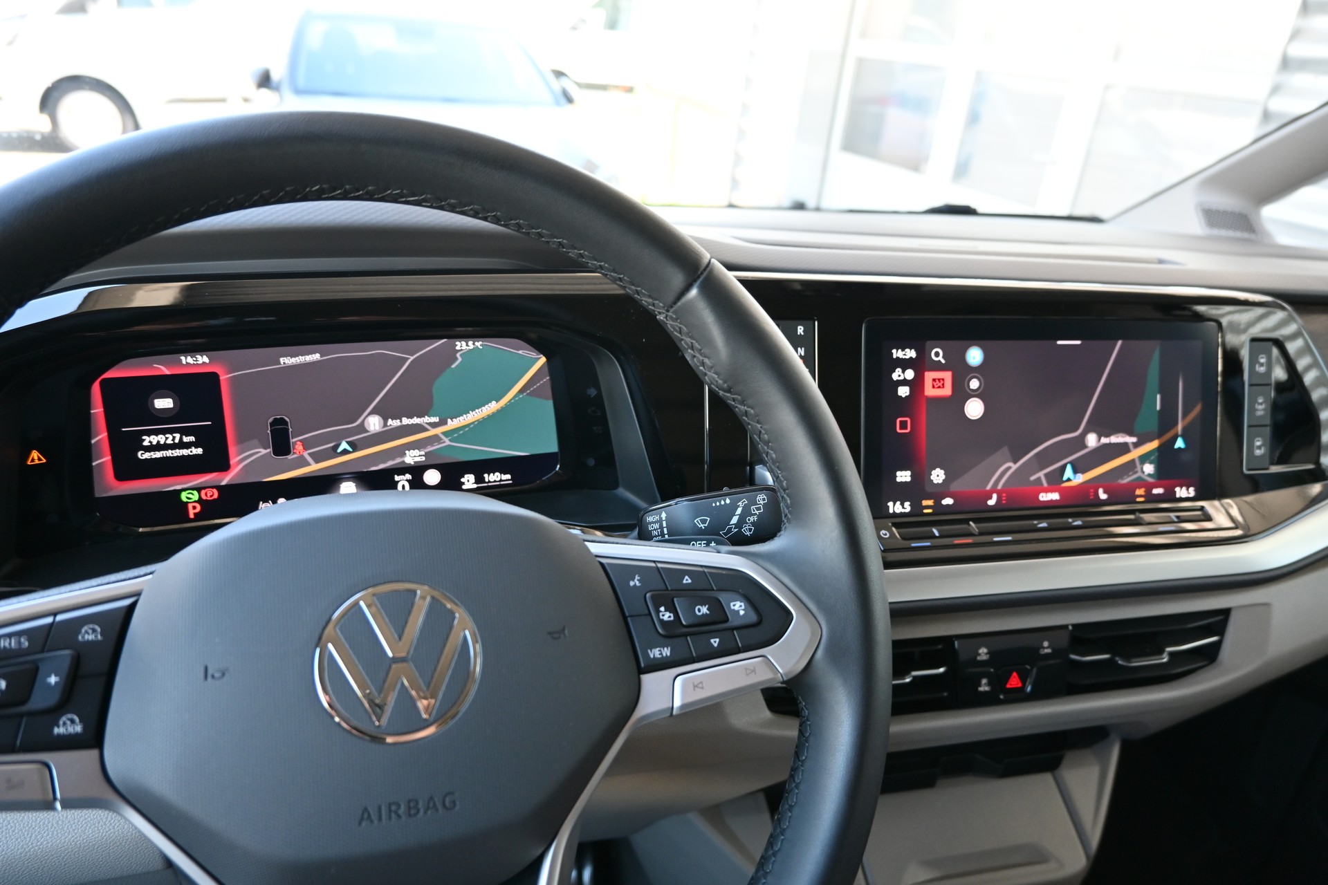VW Multivan 2.0 TDI Style DSG Lang + AHK 2000KG + Top-Ausstattung-image-20
