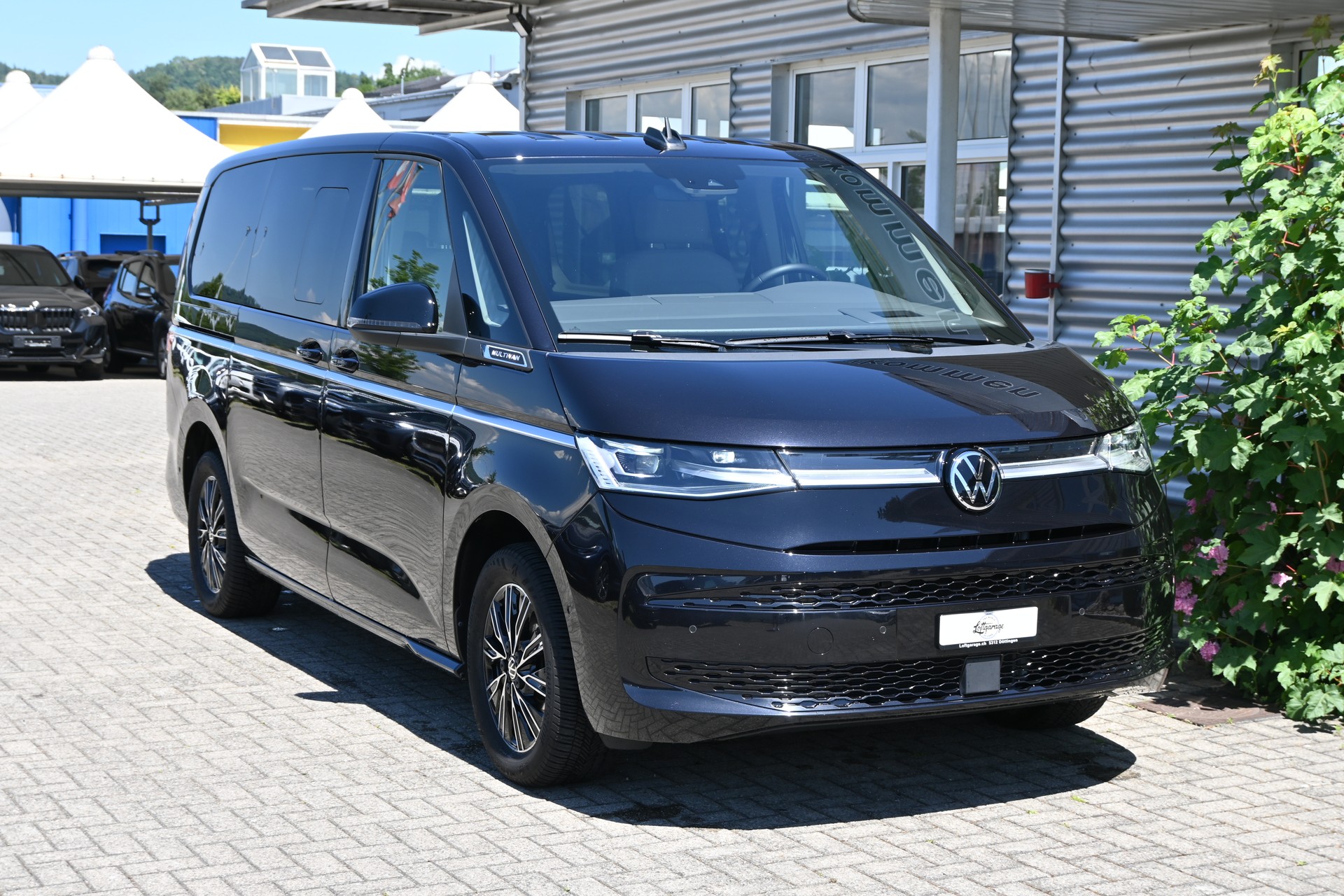 VW Multivan 2.0 TDI Style DSG Lang + AHK 2000KG + Top-Ausstattung-image-0