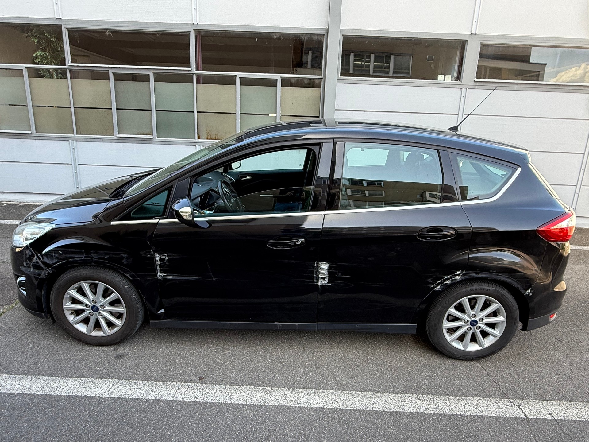 FORD C-Max 1.6 SCTi Titanium *Seitenschaden *Fahrbar *Klimatisierungsautomatik *Tempomat *Rückfahrkamera-image-1