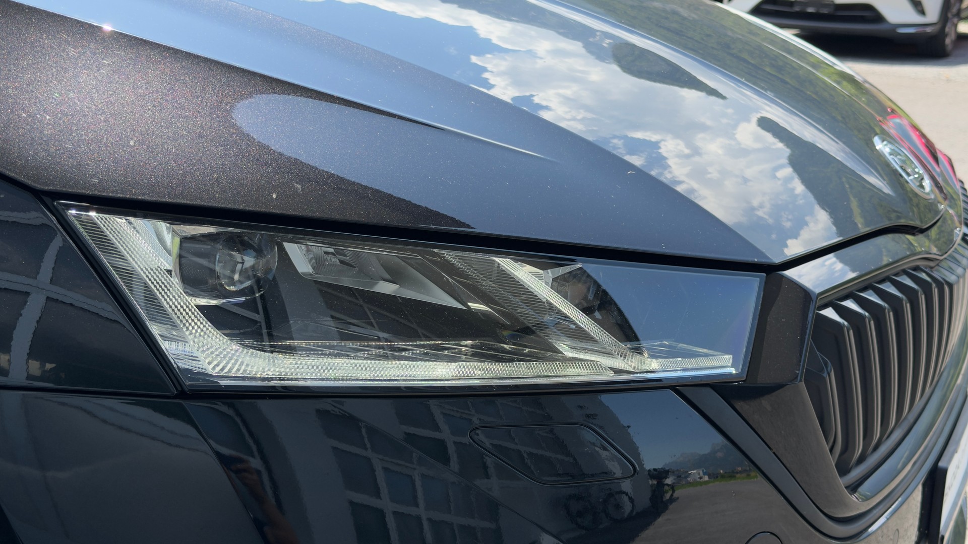 SKODA Octavia Combi 2.0 TSI SportLine 4x4 DSG-image-4