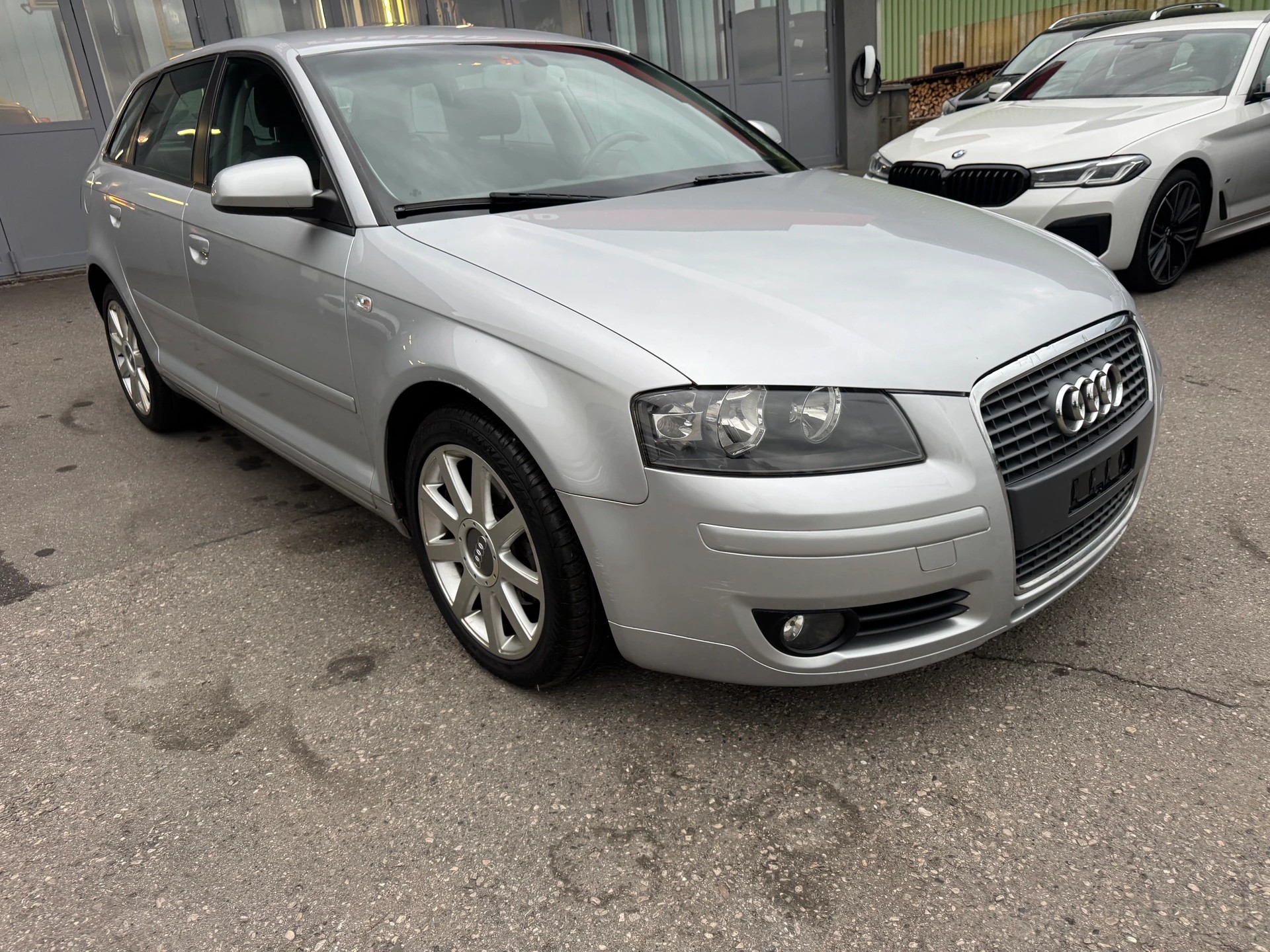 AUDI A3 2.0 FSI Ambiente-image-1