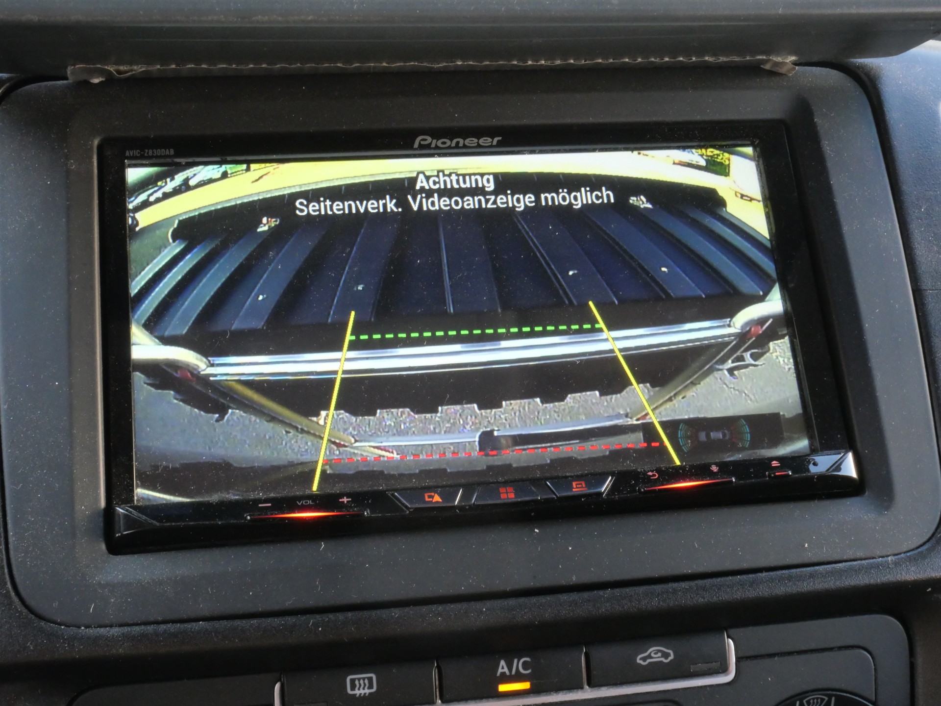 VW T5 California 2.0 TDI Comfortline "Mare Monti" 4Motion-image-22