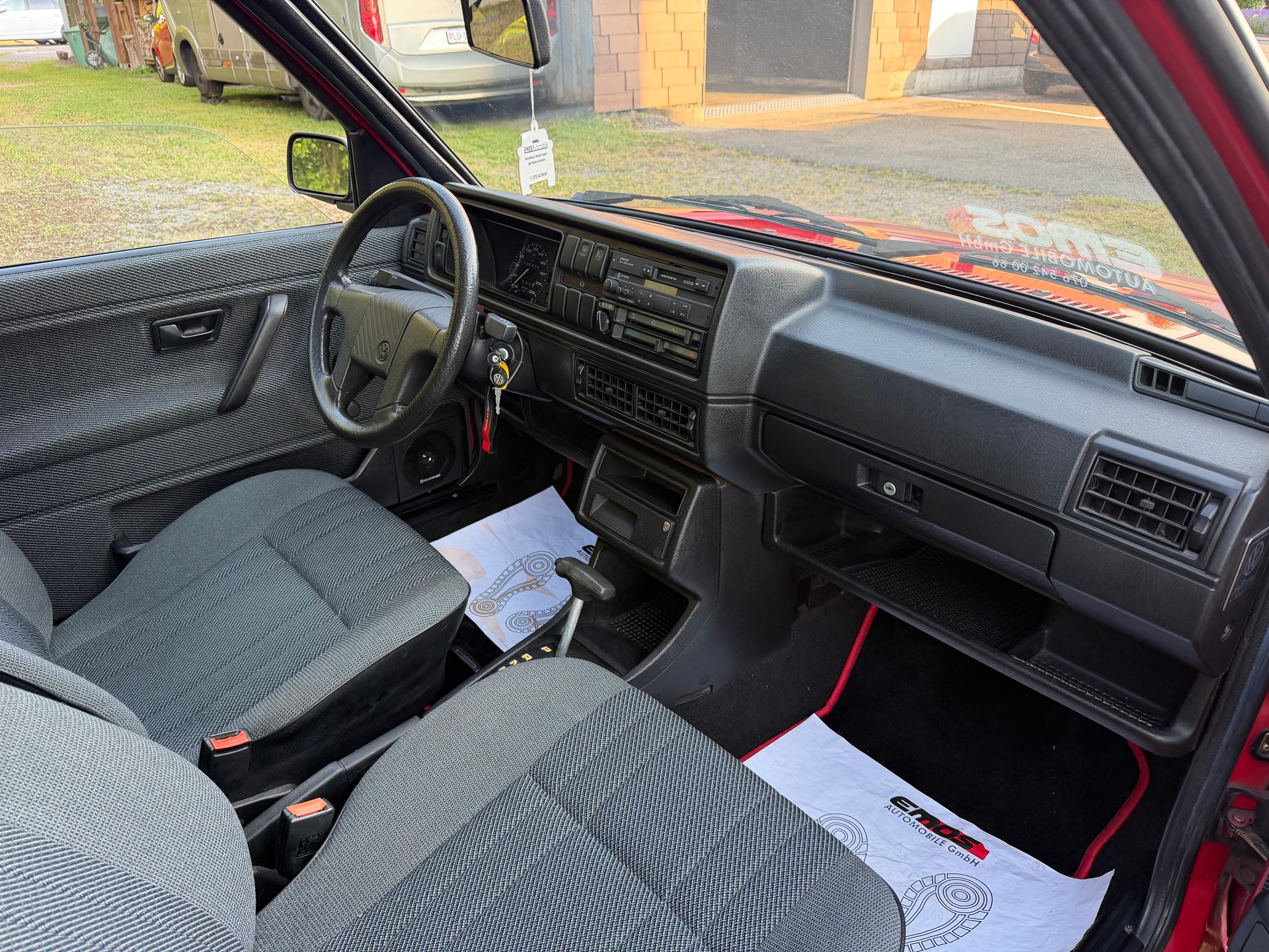VW Golf 1800 GL-image-6