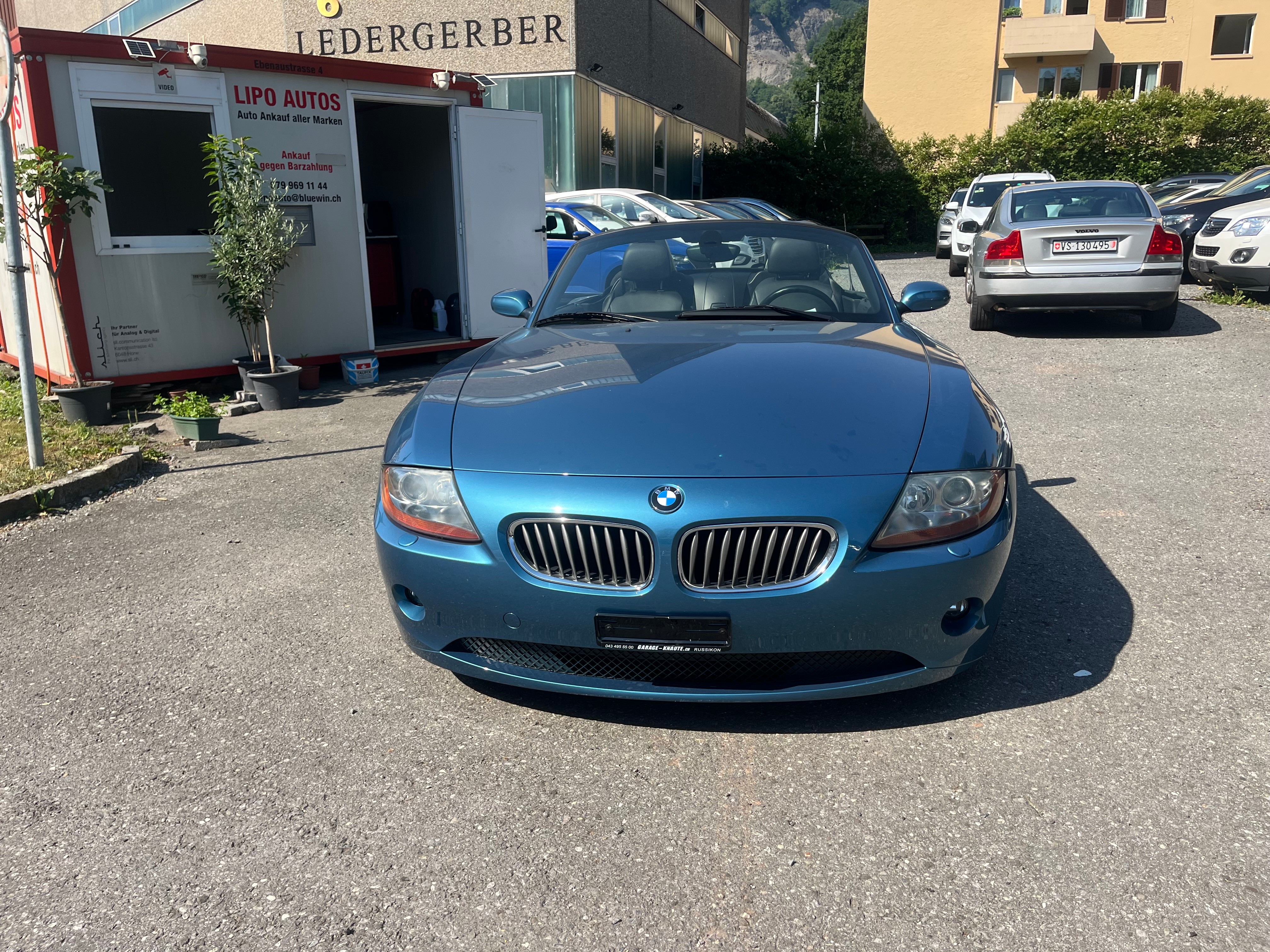 Car photo