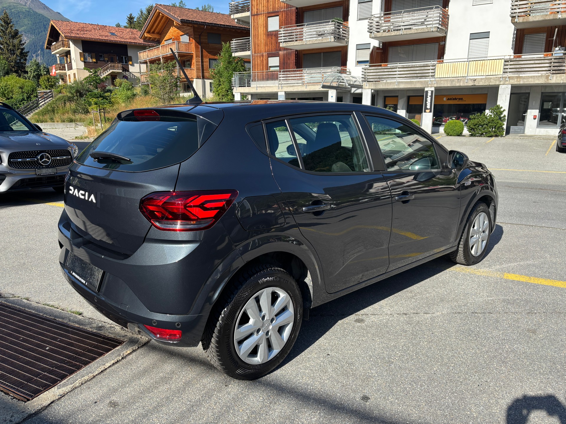 DACIA Sandero 90 Expression CVT-image-2