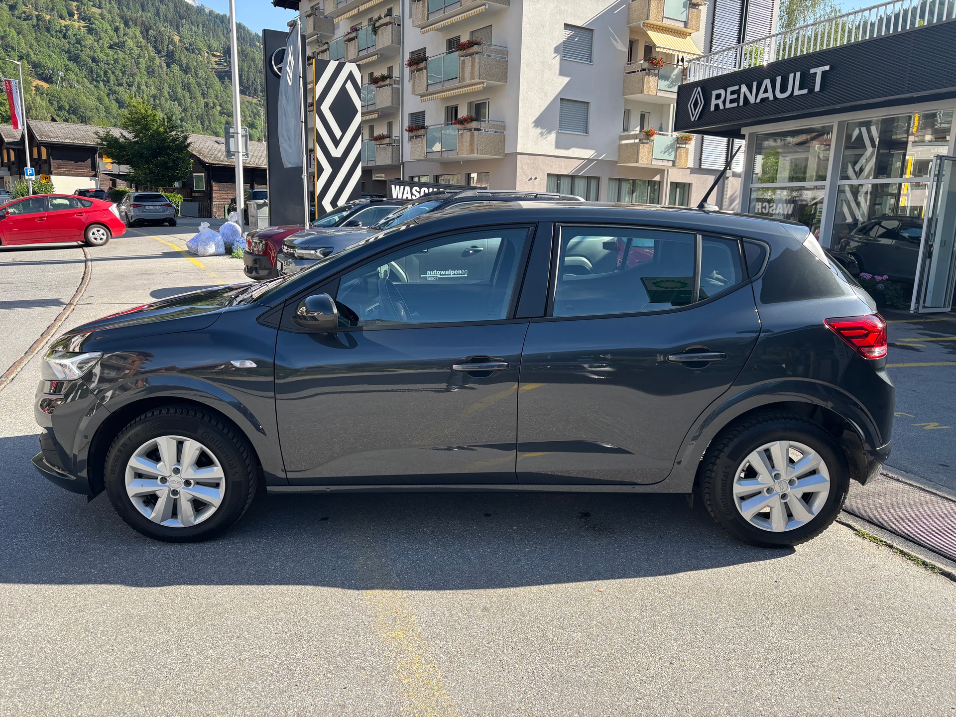 DACIA Sandero 90 Expression CVT-image-4
