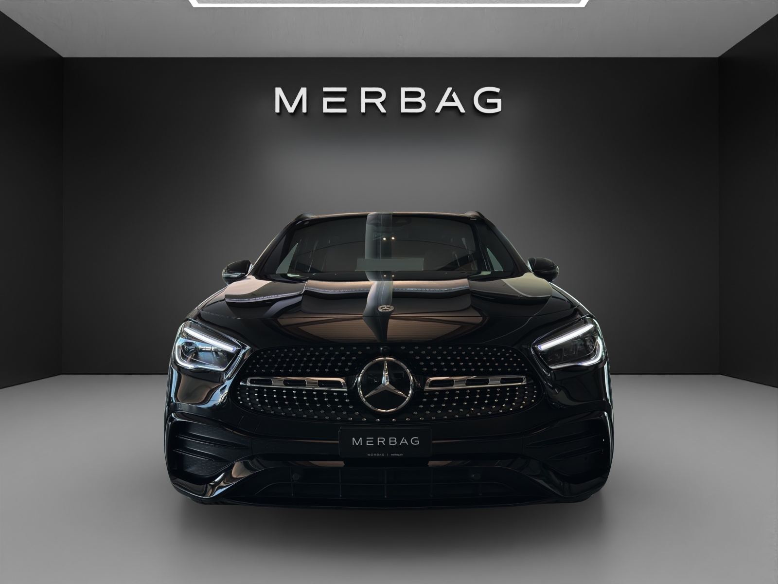MERCEDES-BENZ GLA 250 AMG Line 4Matic-image-1