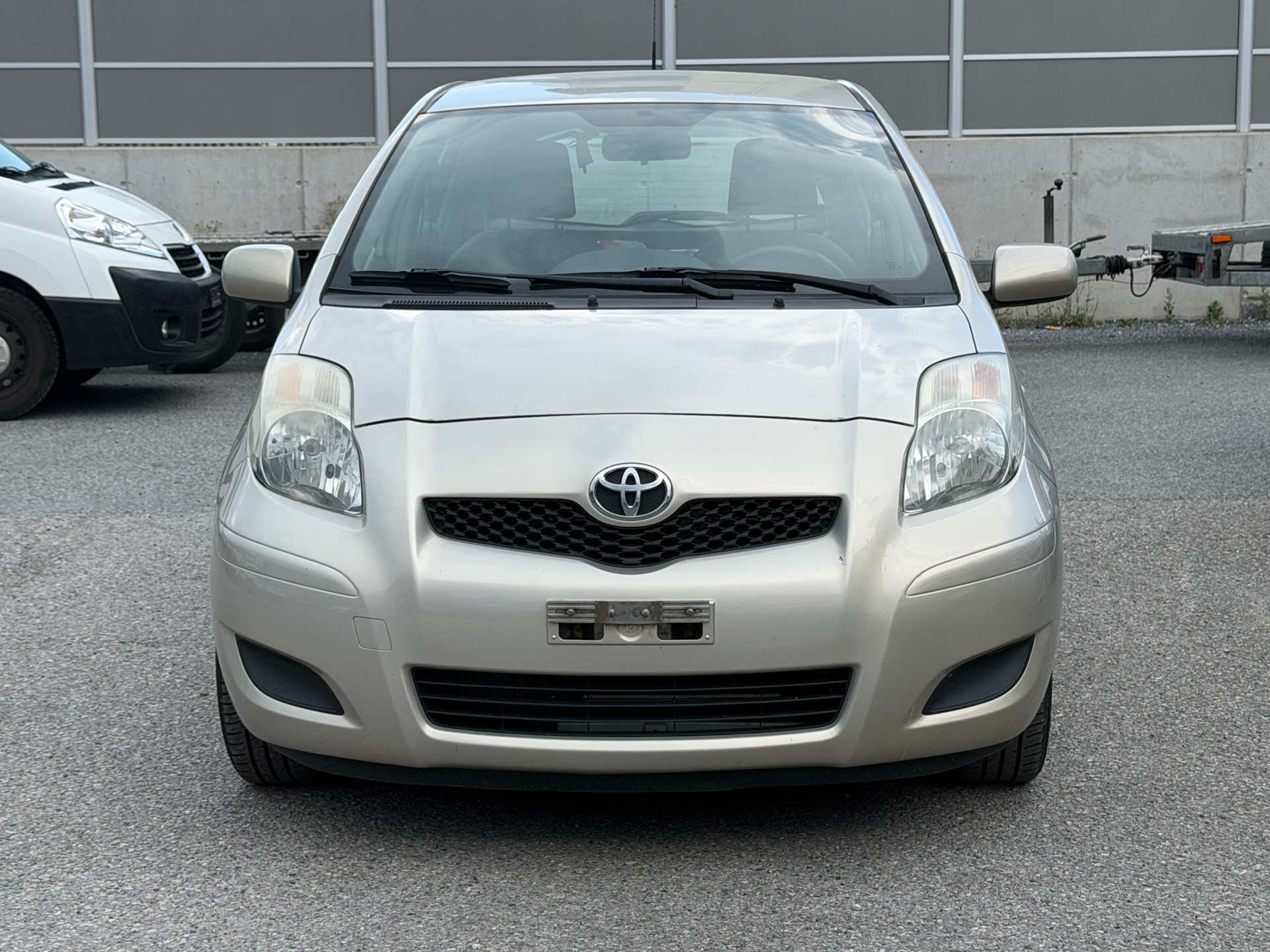 TOYOTA Yaris 1.33 Linea Luna-image-4