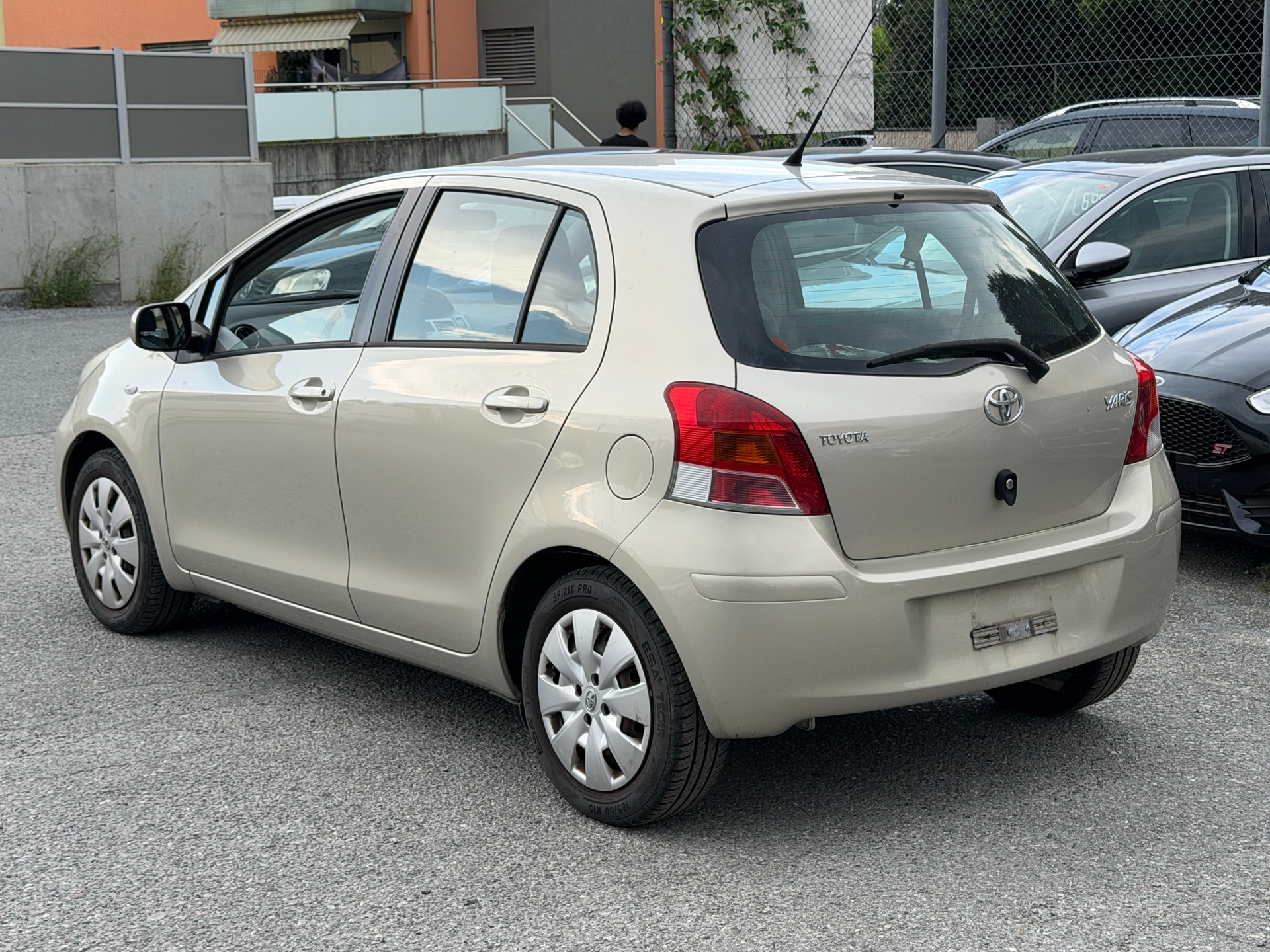 TOYOTA Yaris 1.33 Linea Luna-image-12