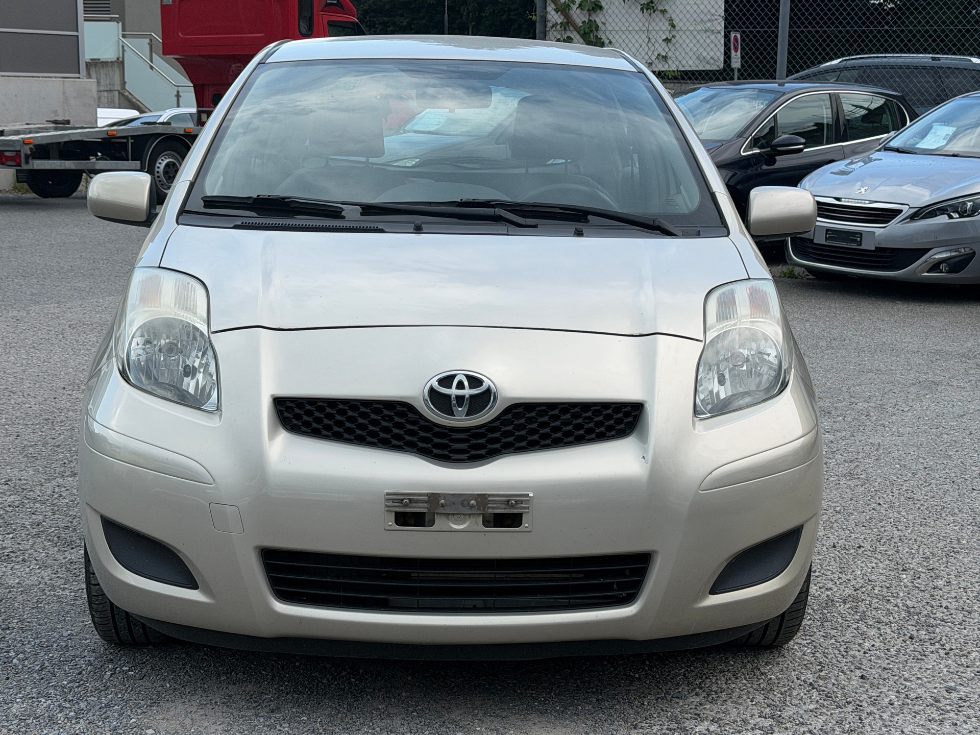 TOYOTA Yaris 1.33 Linea Luna-image-0