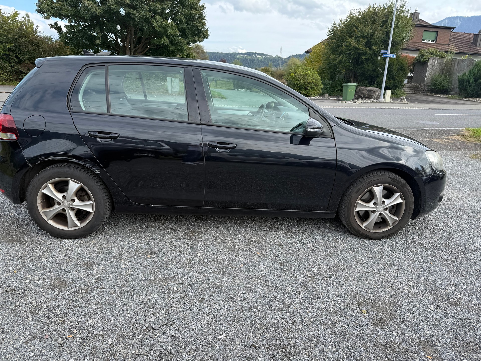 VW Golf 2.0 TDI Comfortline 4Motion-image-5