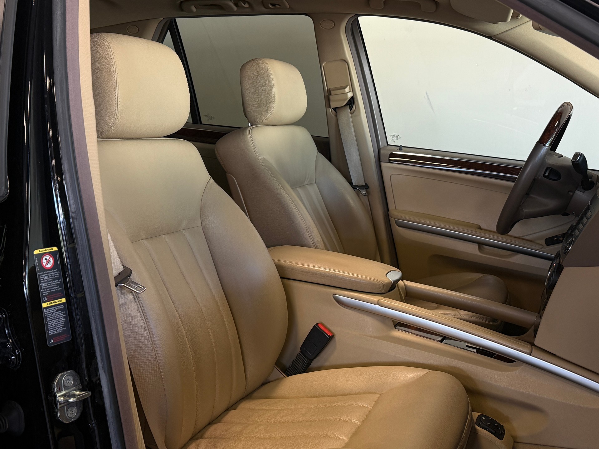 MERCEDES-BENZ ML 500 4Matic 7G-Tronic AMG Line-image-10