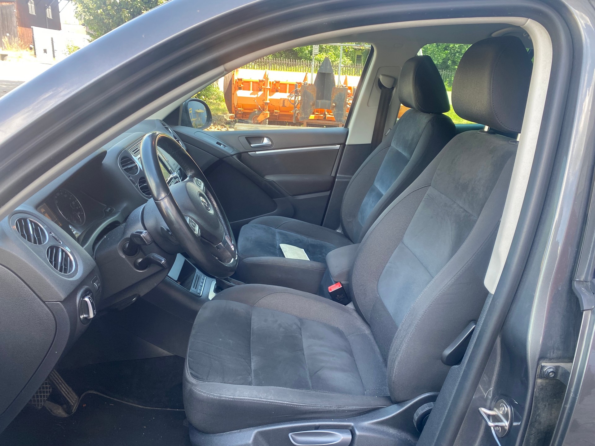 VW Tiguan 2.0 TSI Track&Field 4Motion DSG-image-6