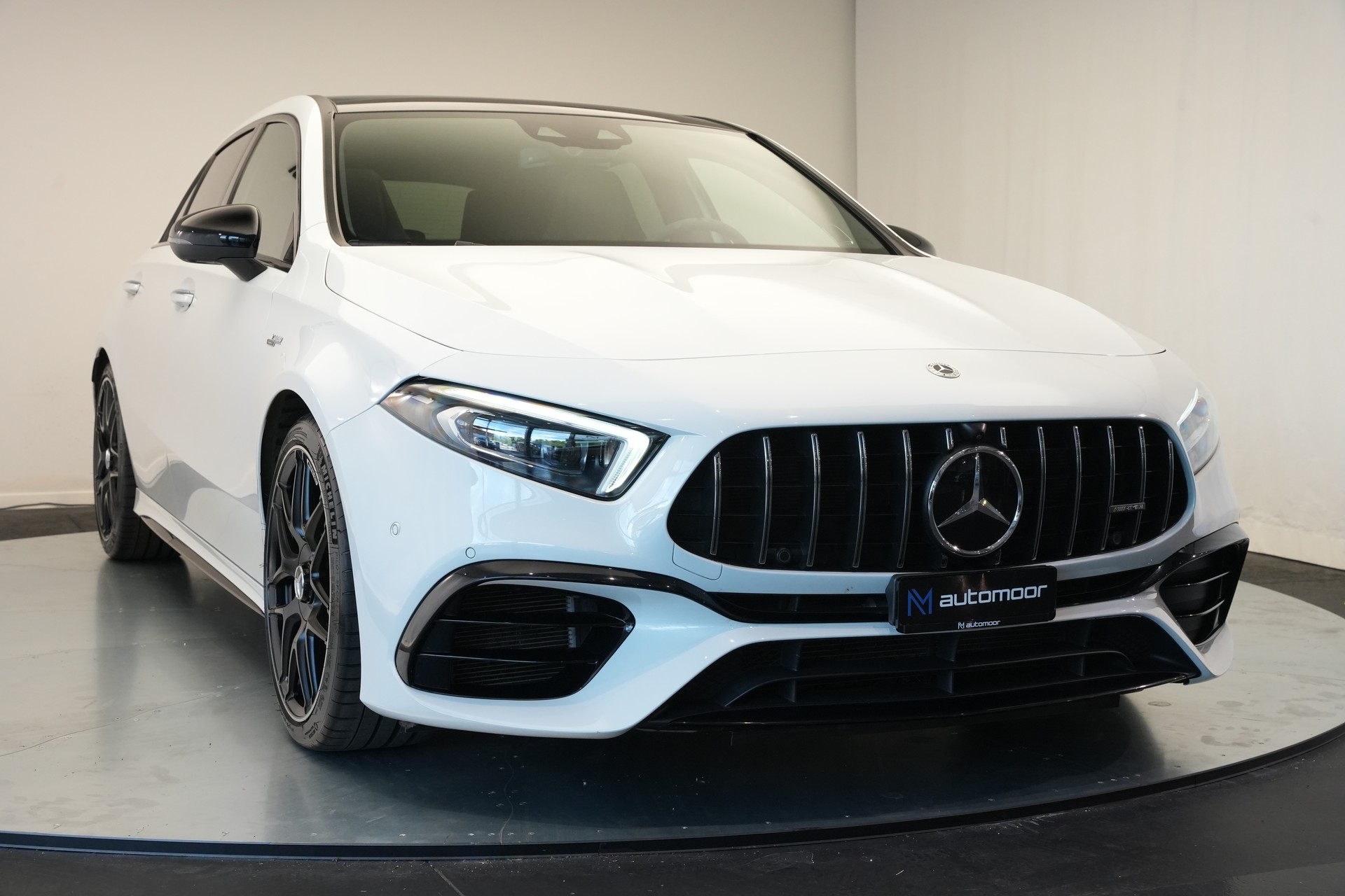 MERCEDES-BENZ A 45 S AMG 4Matic+ Speedshift *CH-Fahrzeug* *Performance Sitze* *Burmester*-image-49