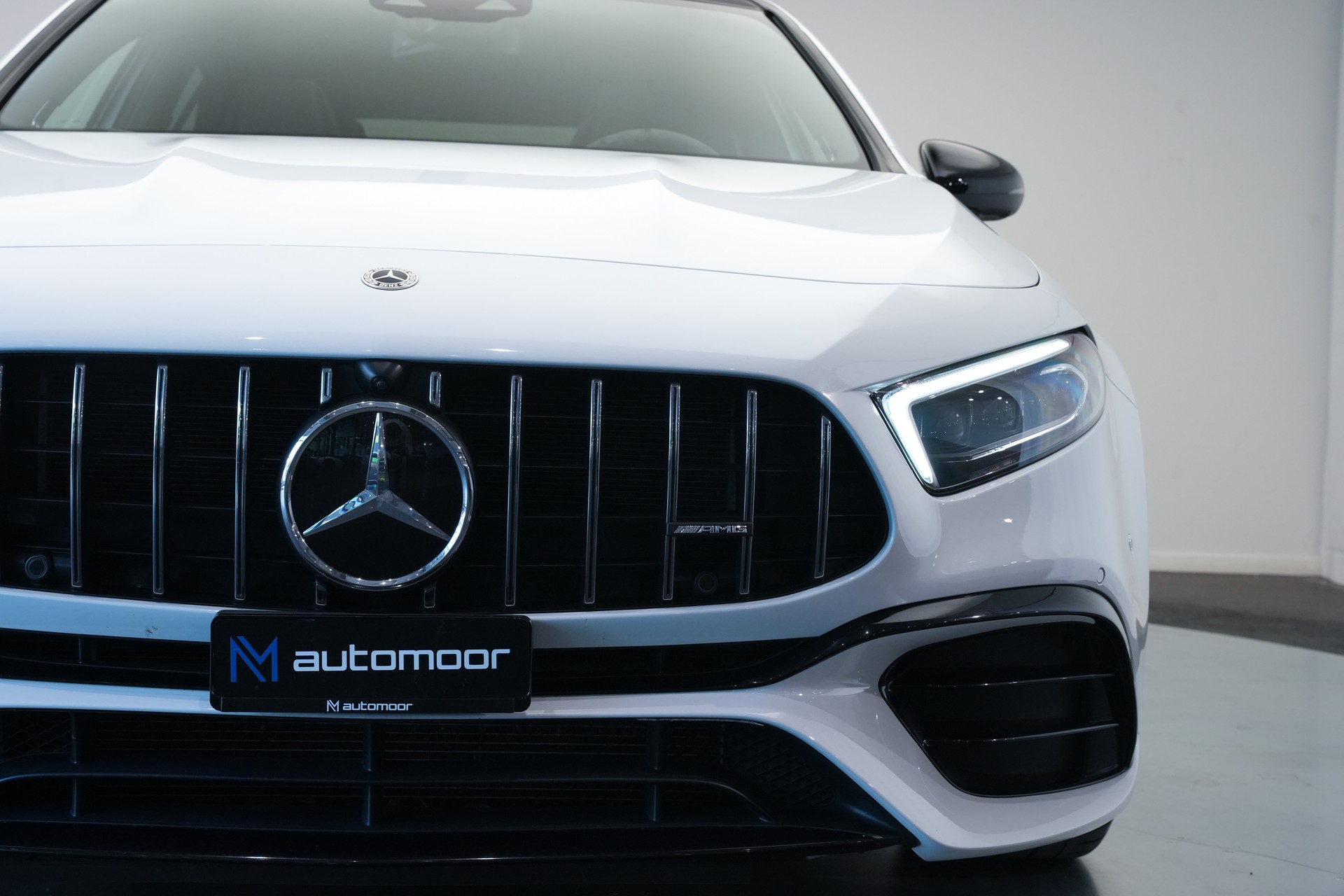 MERCEDES-BENZ A 45 S AMG 4Matic+ Speedshift *CH-Fahrzeug* *Performance Sitze* *Burmester*-image-51