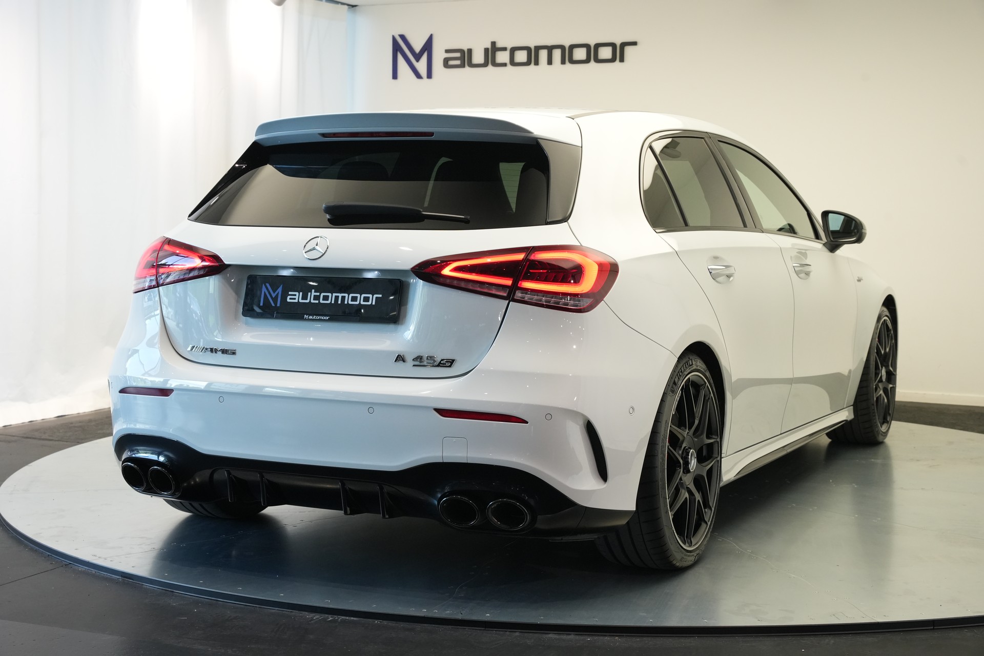 MERCEDES-BENZ A 45 S AMG 4Matic+ Speedshift *CH-Fahrzeug* *Performance Sitze* *Burmester*-image-43