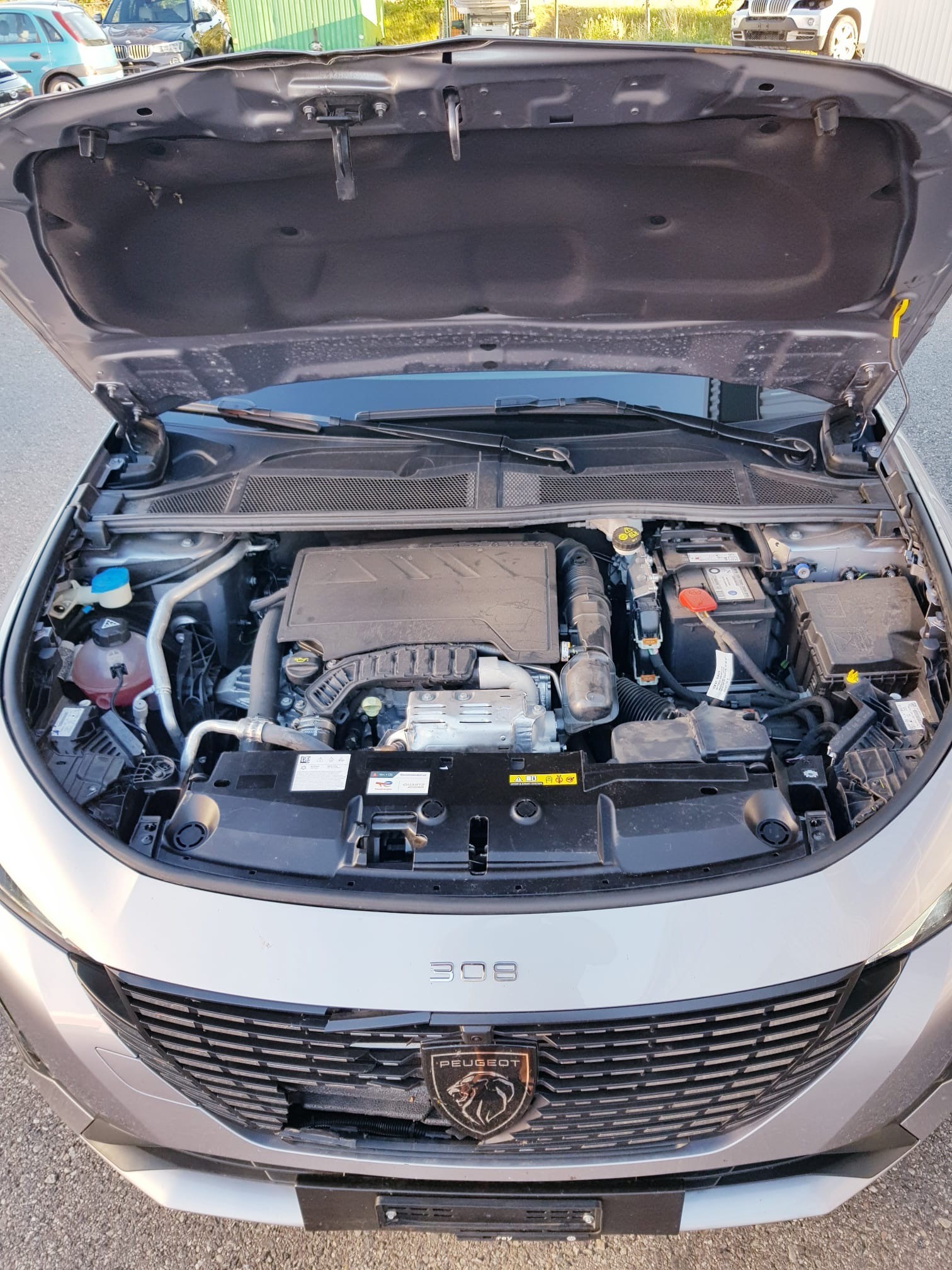 PEUGEOT 308 SW 1.2 Pure Tech Allure EAT8 Leasing Finanzierung Möglich-image-15