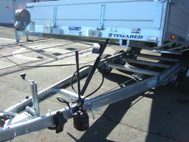 TEMARED Universal 5121/3 3500Kg Heckklappe Stahl mit Holzboden-image-4