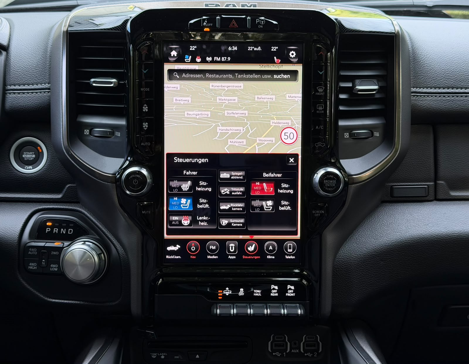 DODGE 1500 Crew Cab. 5.7 Hemi V8 Sport Black-image-26